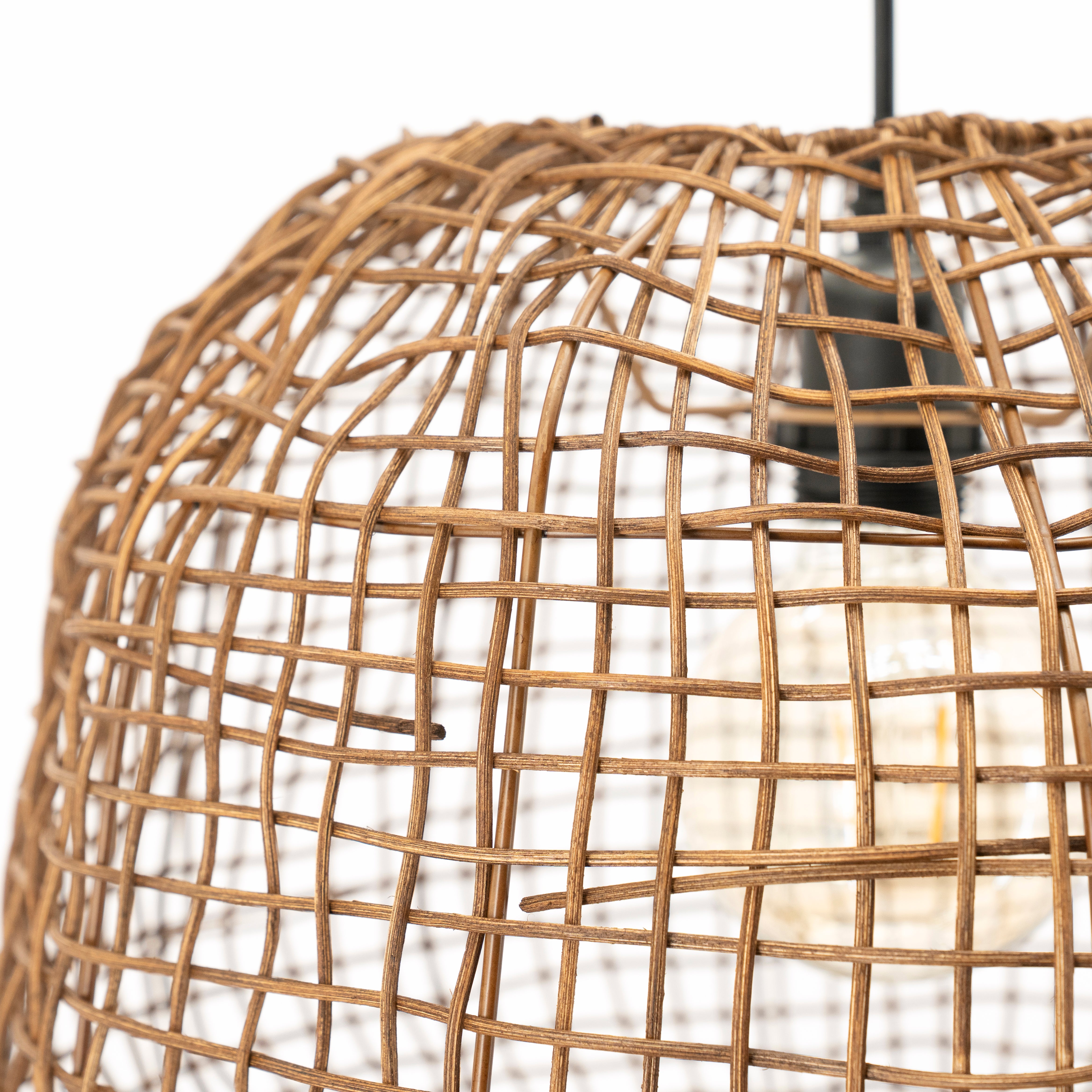 HATA rattan pendant lamp