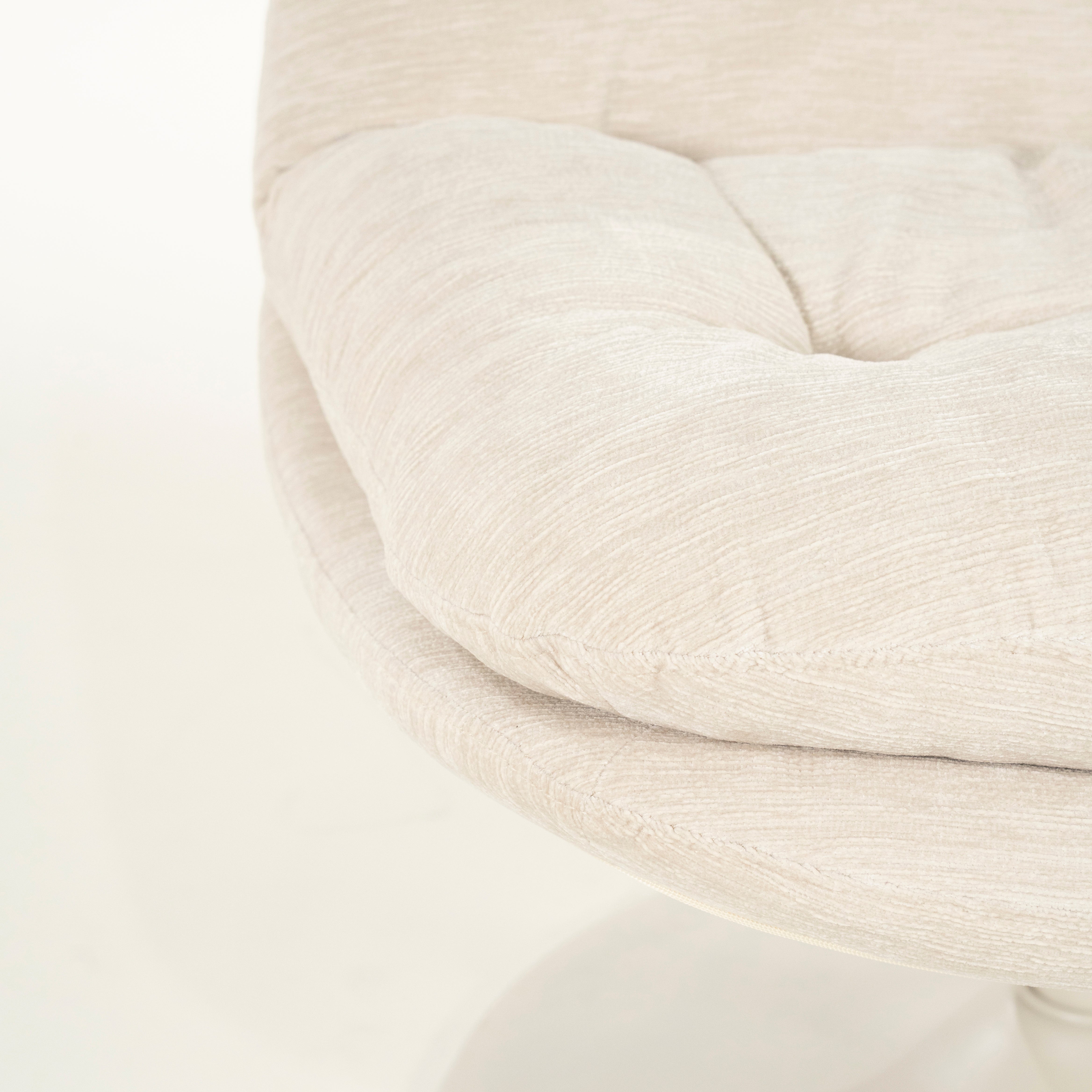 TROMBA Cream Swivel Armchair