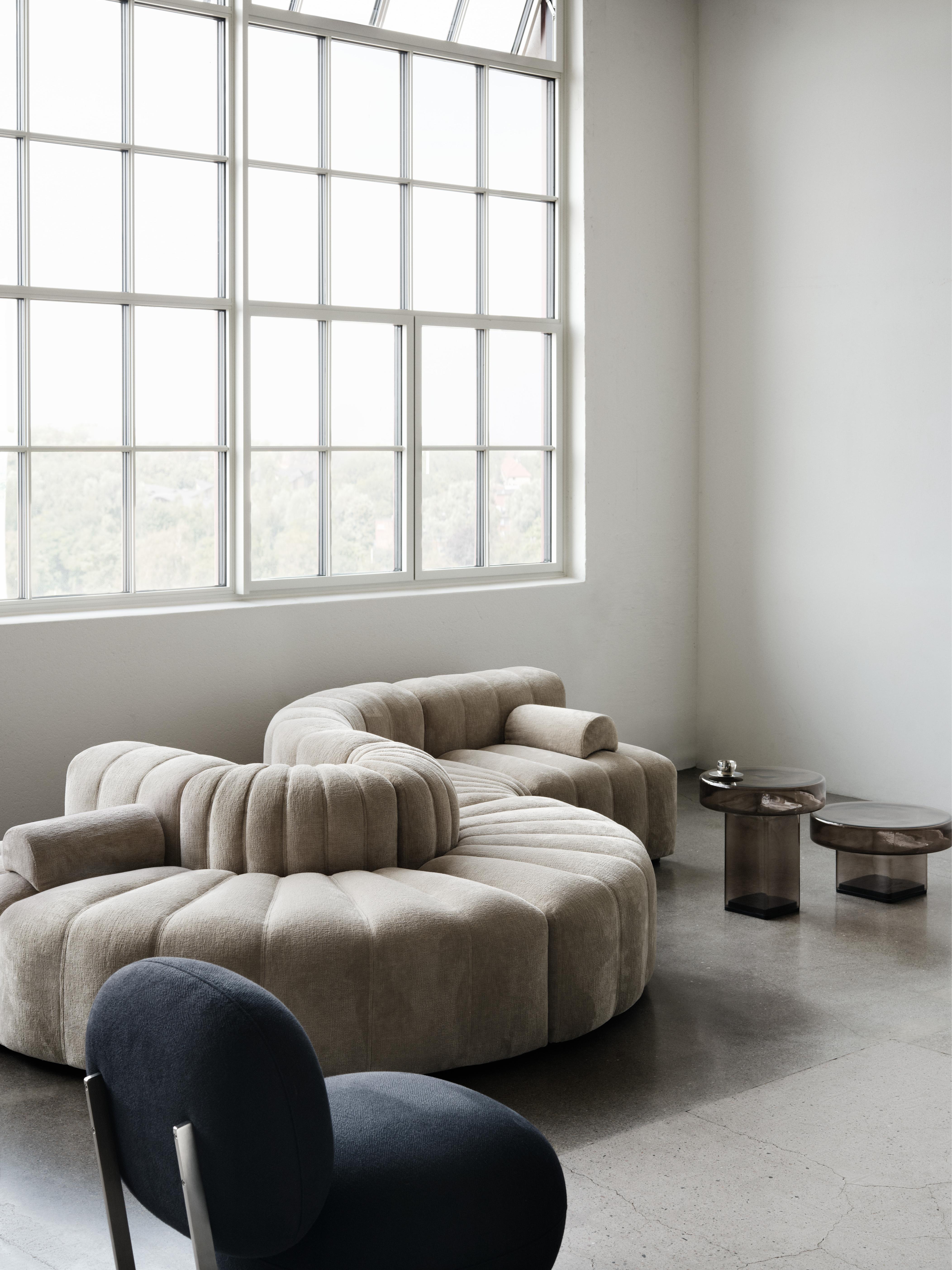 Konferenční stolek NAKED kouřové sklo