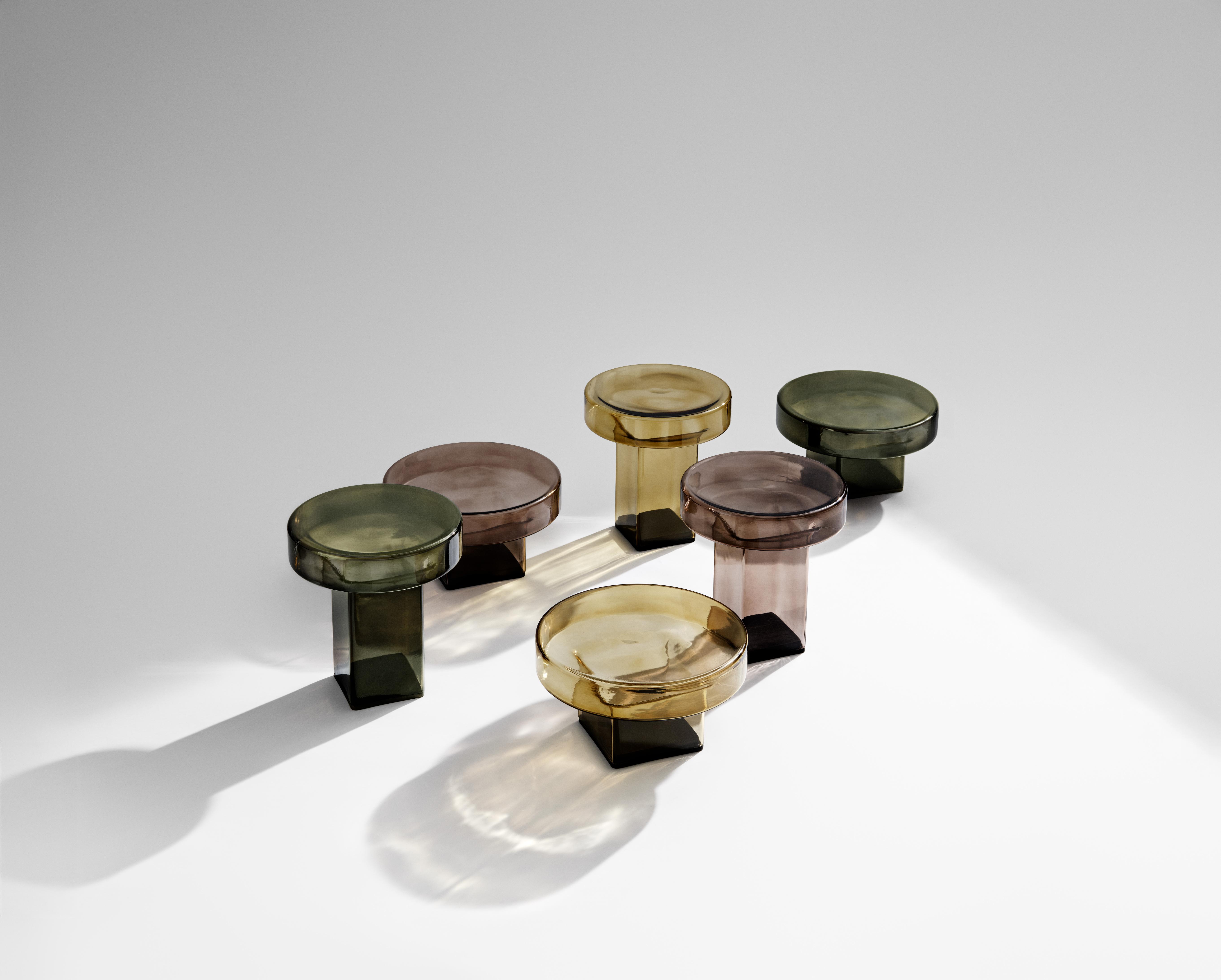 Konferenční stolek NAKED jantarové sklo