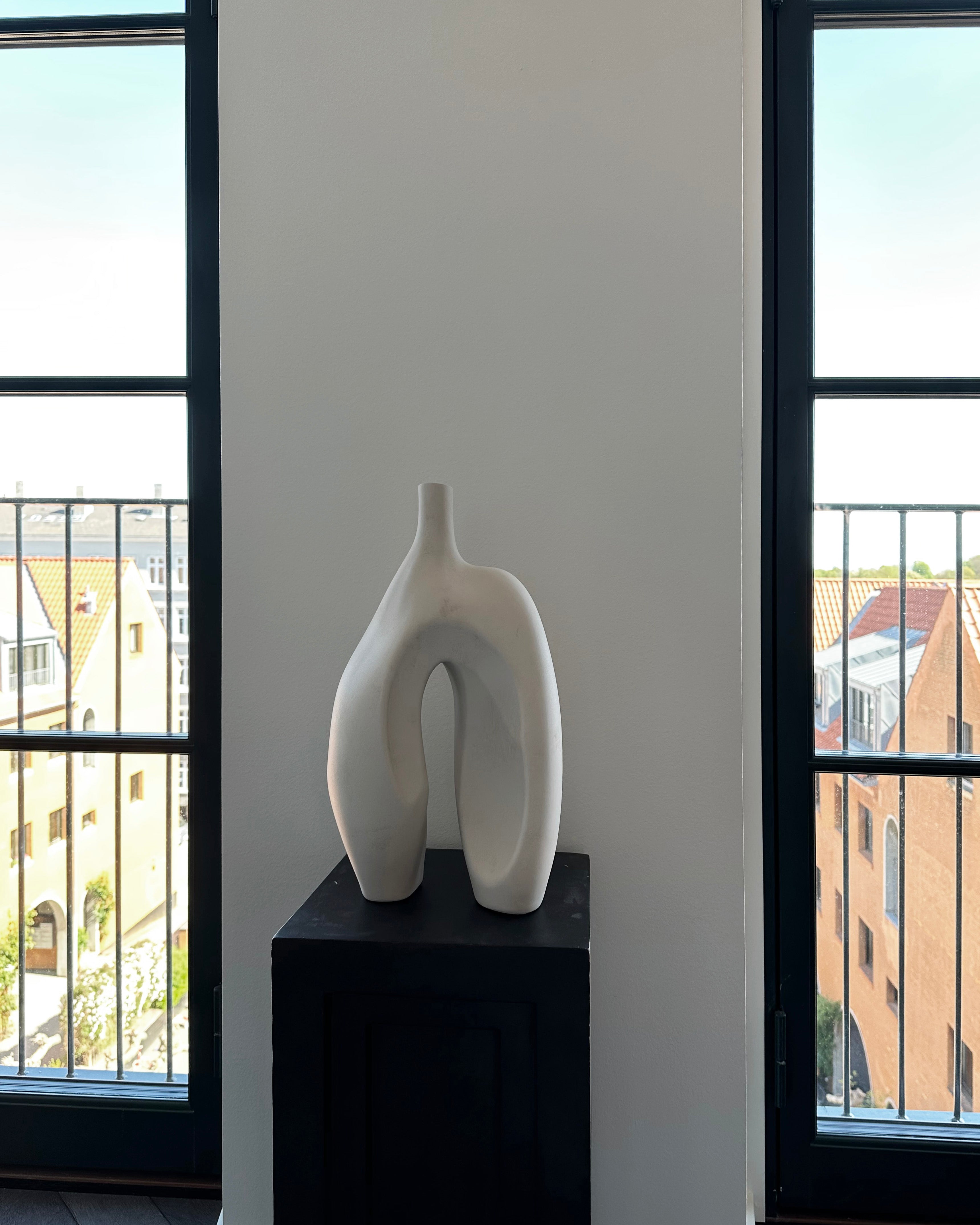 White NI Vase