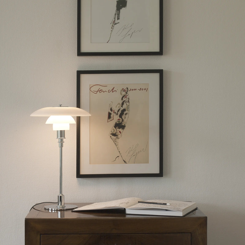 Stolní lampa PH 3/2 bílá s chromovaným podstavcem