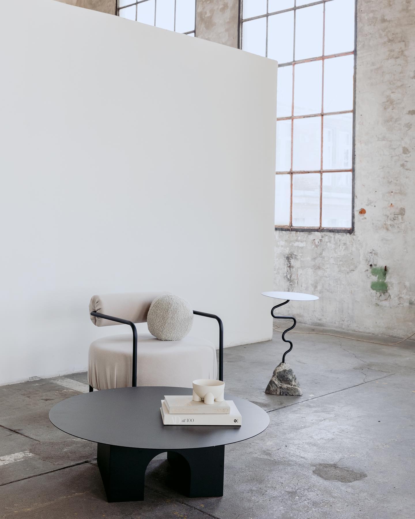 Křeslo SAFFRON čalouněné