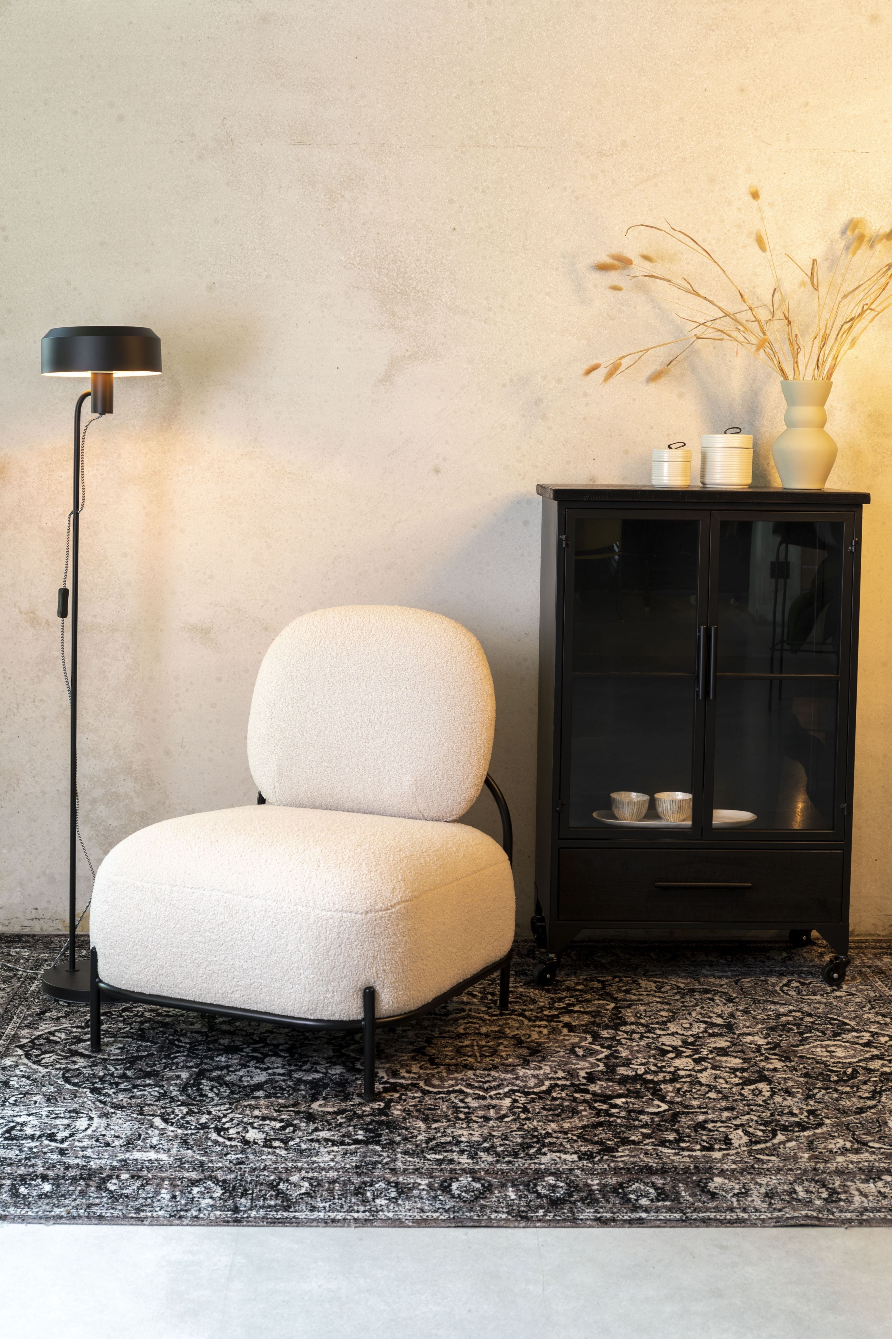 Křeslo POLLY zlomená bílá