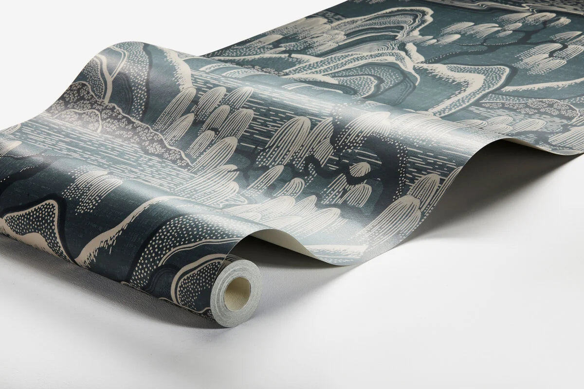 Papírová flizelinová tapeta s krajinou INDIGO GARDEN modro-černá s béžovou