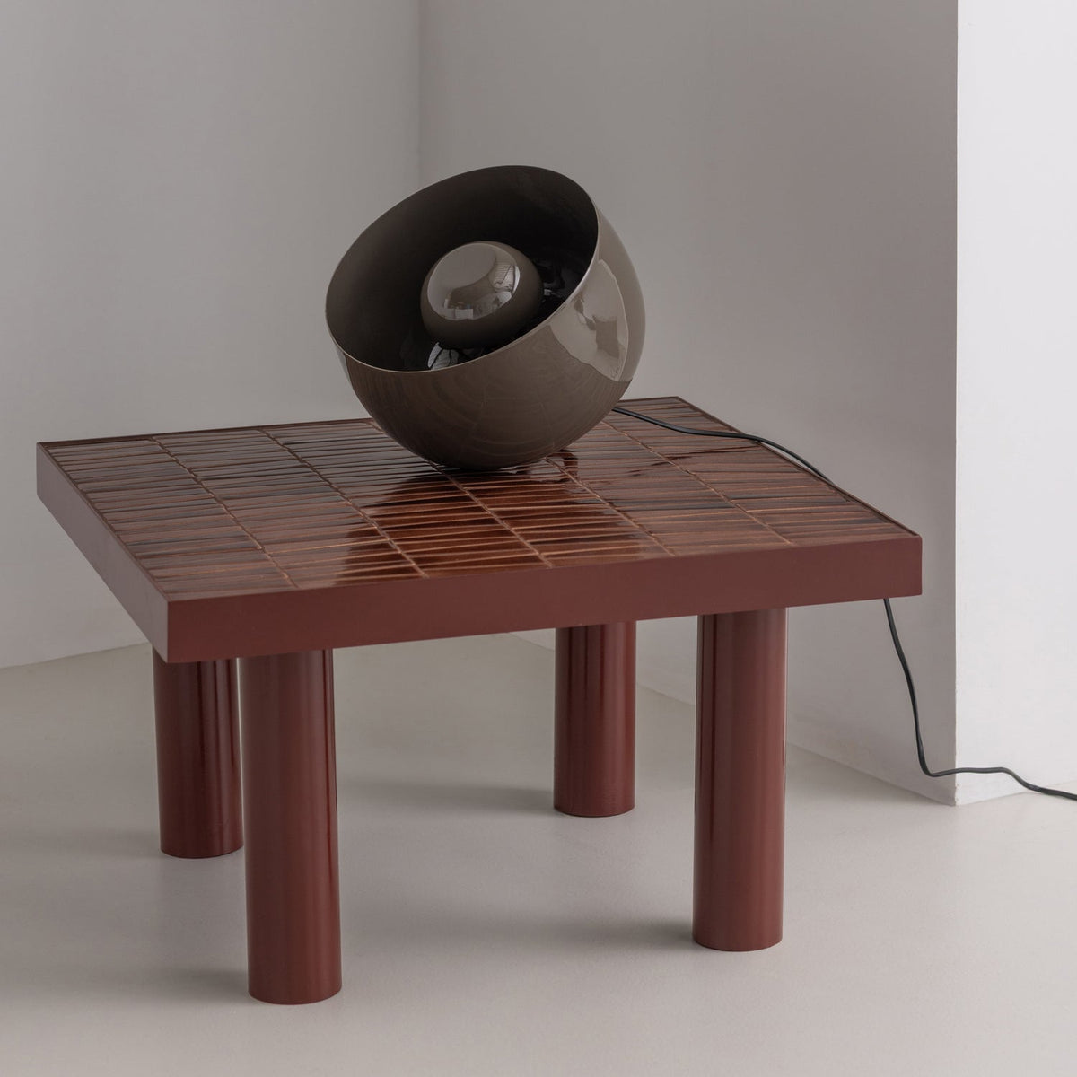 Lampa MERO wysoka mokka – ujęcie 2