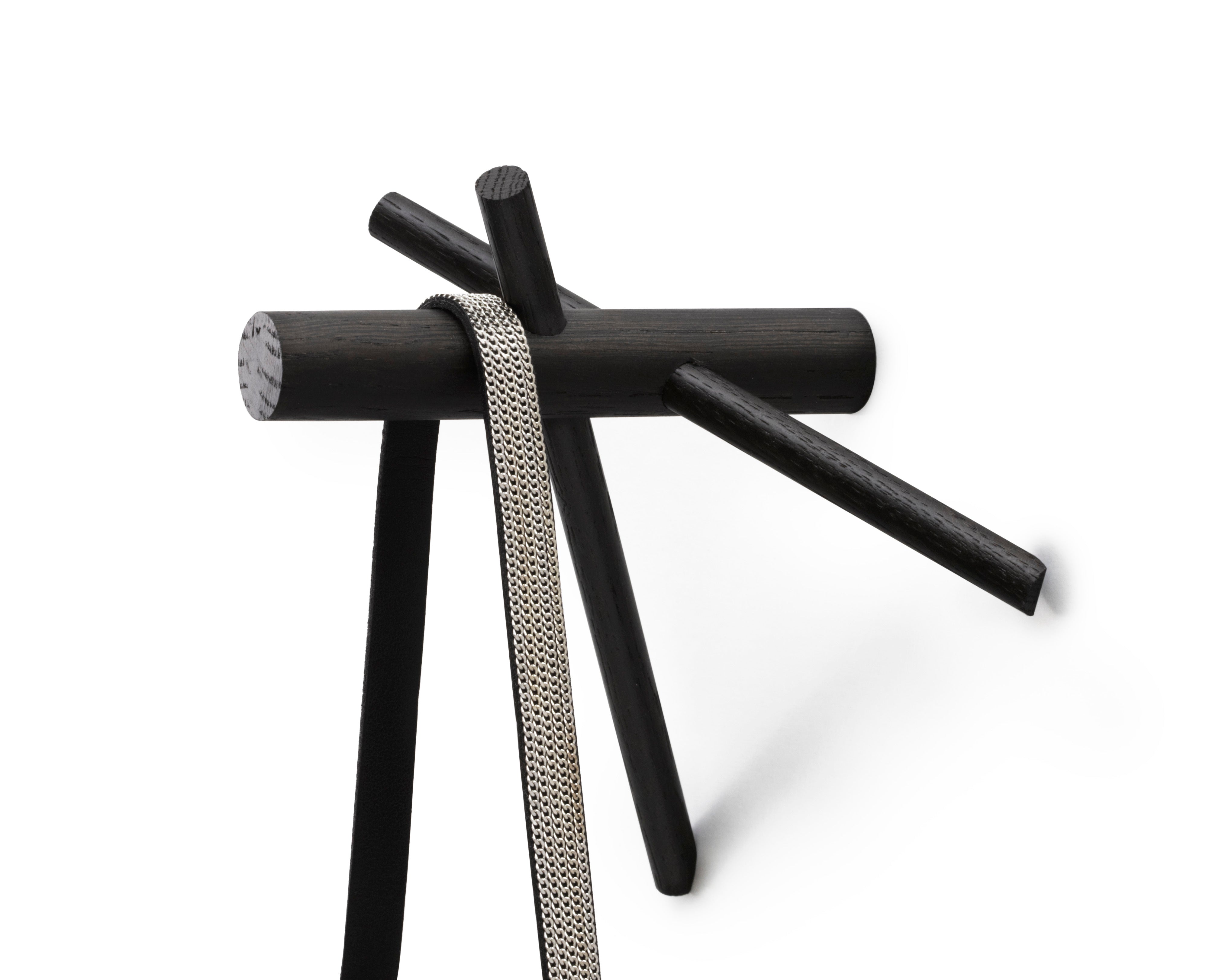 Sada věšáků STICKS černé dubové dřevo