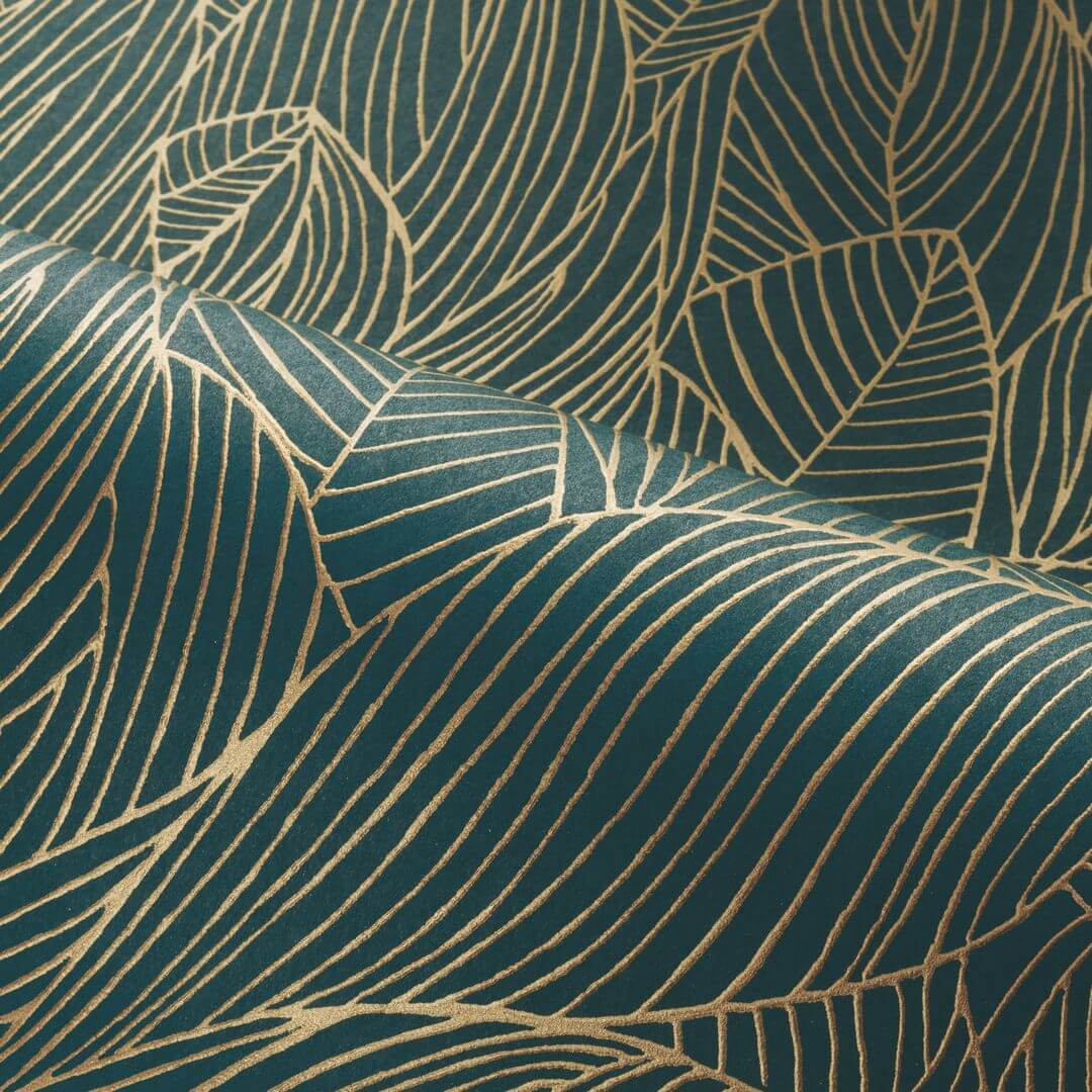 Leaf-patterned wallpaper with a metallic effect HOSTA - MARINE/DORÉ dark green with gold