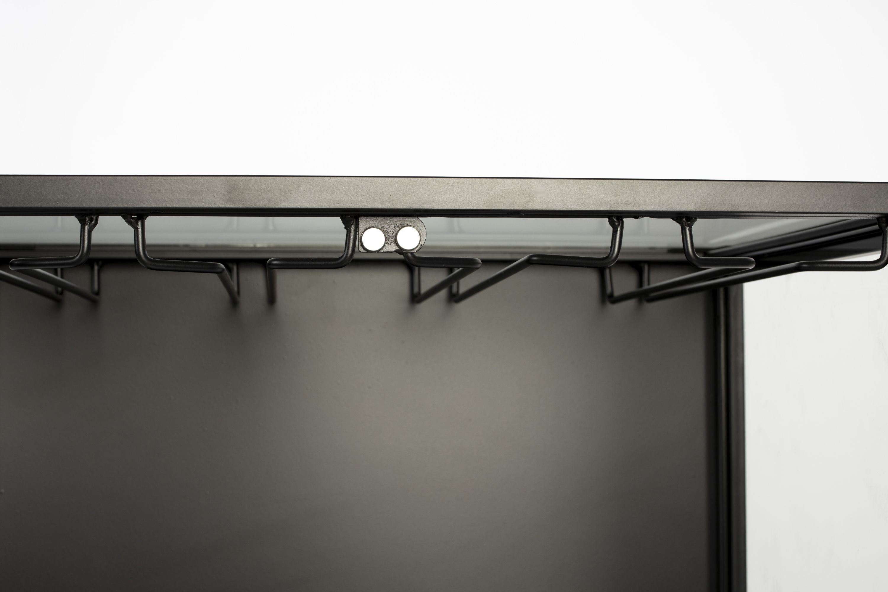 Skříňka na víno ROB černá