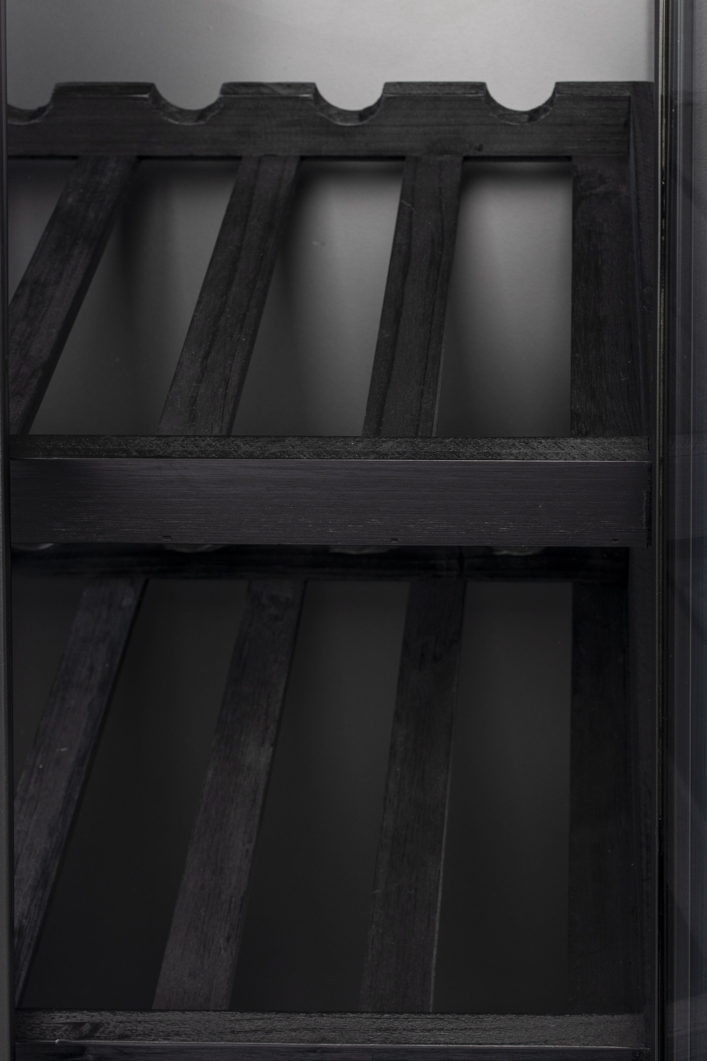 Skříňka na víno ROB černá