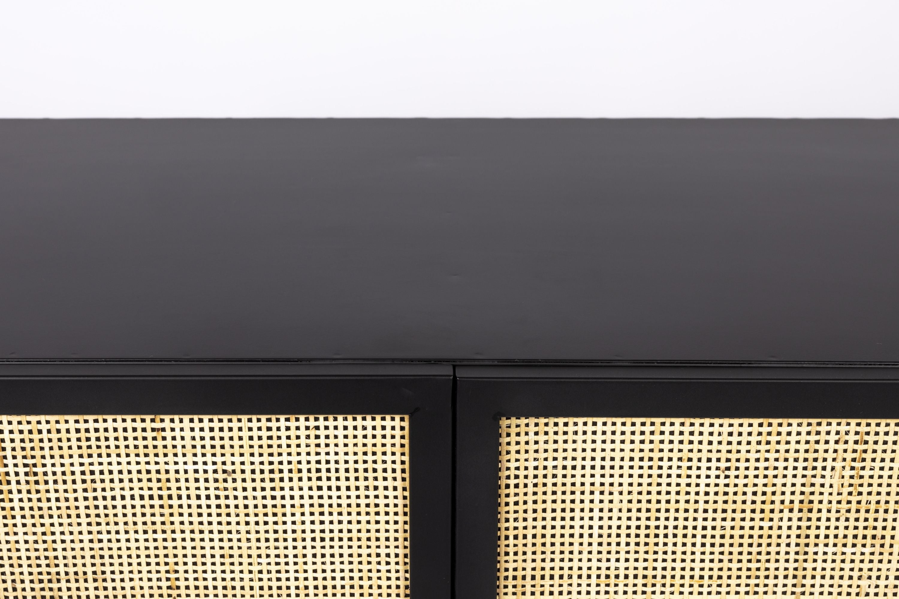 Cabinet Guuji Low 2do White Label Living Eye on Design