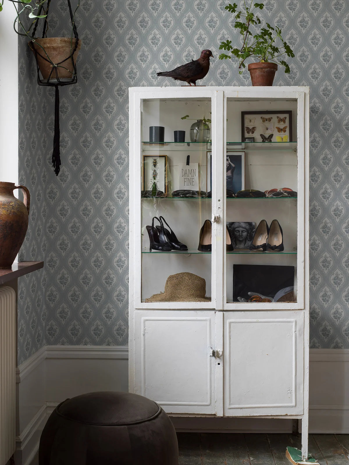 Tapeta s rostlinným vzorem medailonů ETERNAL FLOWER modrá