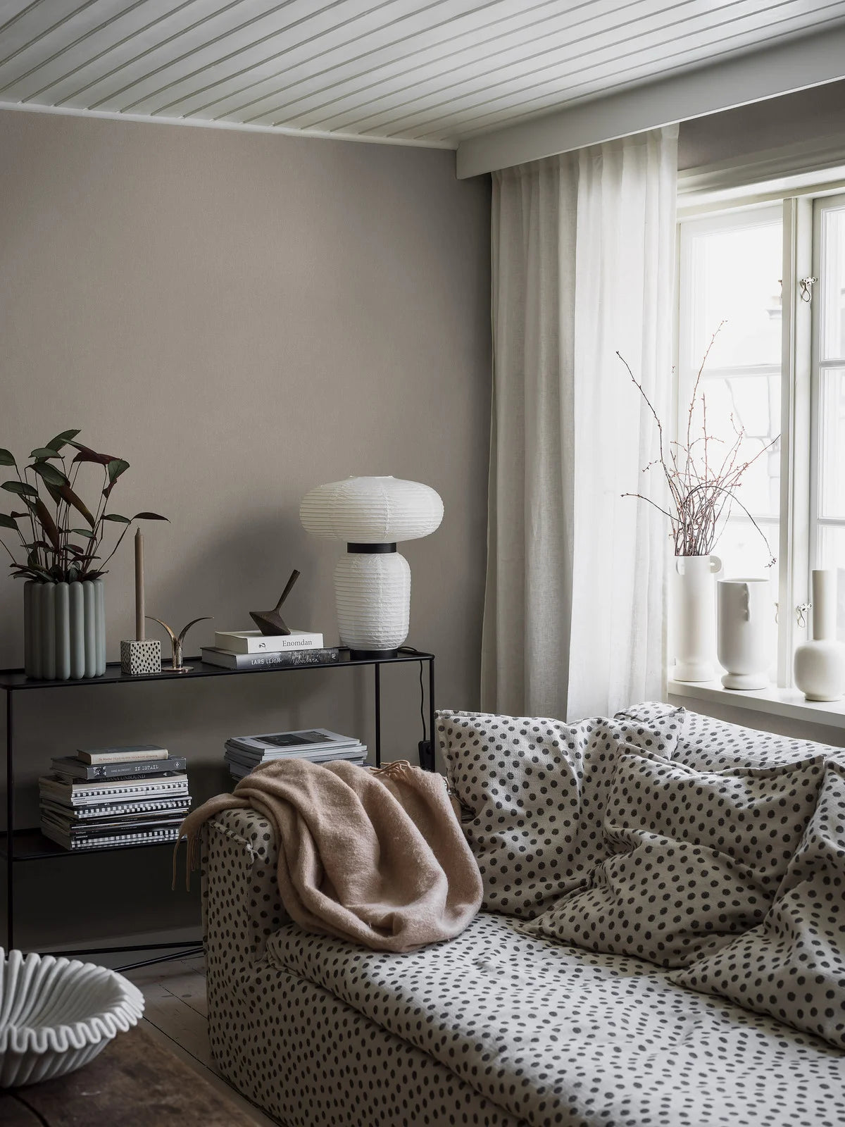 Tapeta strukturovaná imitující len LINEN - PŘÍRODNÍ LEN tmavě béžová