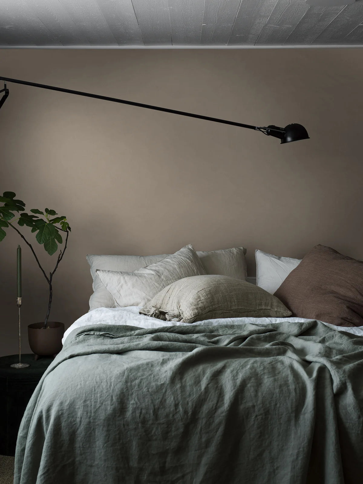 Structural wallpaper imitating linen - GOLDEN LINEN golden beige