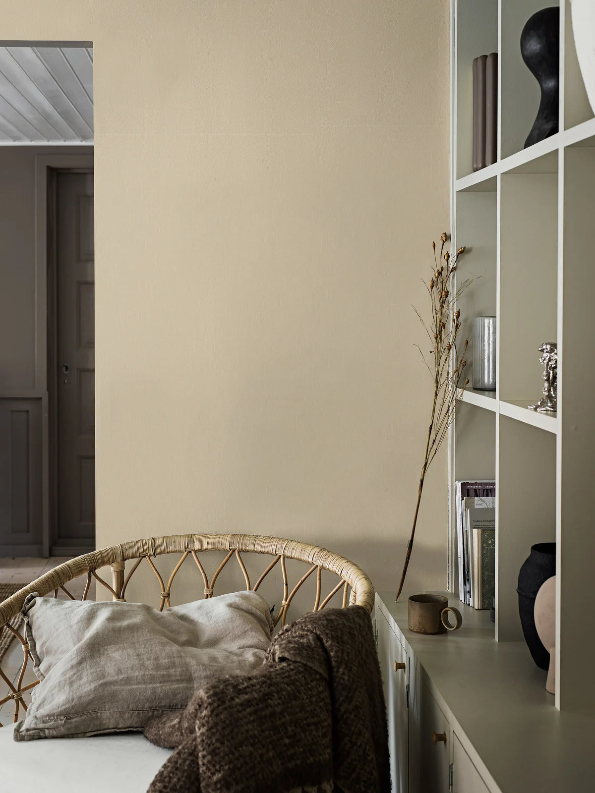 Tapeta se strukturou imitující len LINEN - LETNÍ ŽLUTÁ ztlumená žlutá