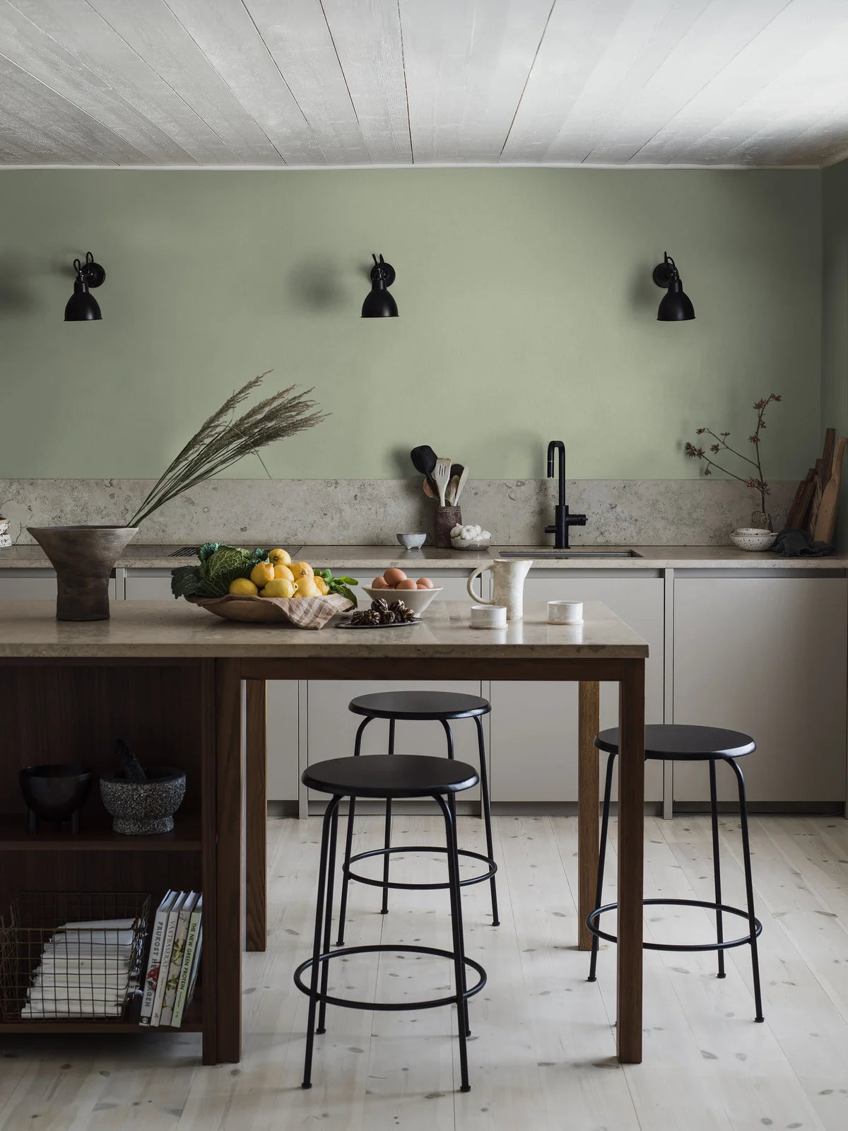 Tapeta se strukturou imitující len LINEN - FLOURISHING GREEN jasně zelená