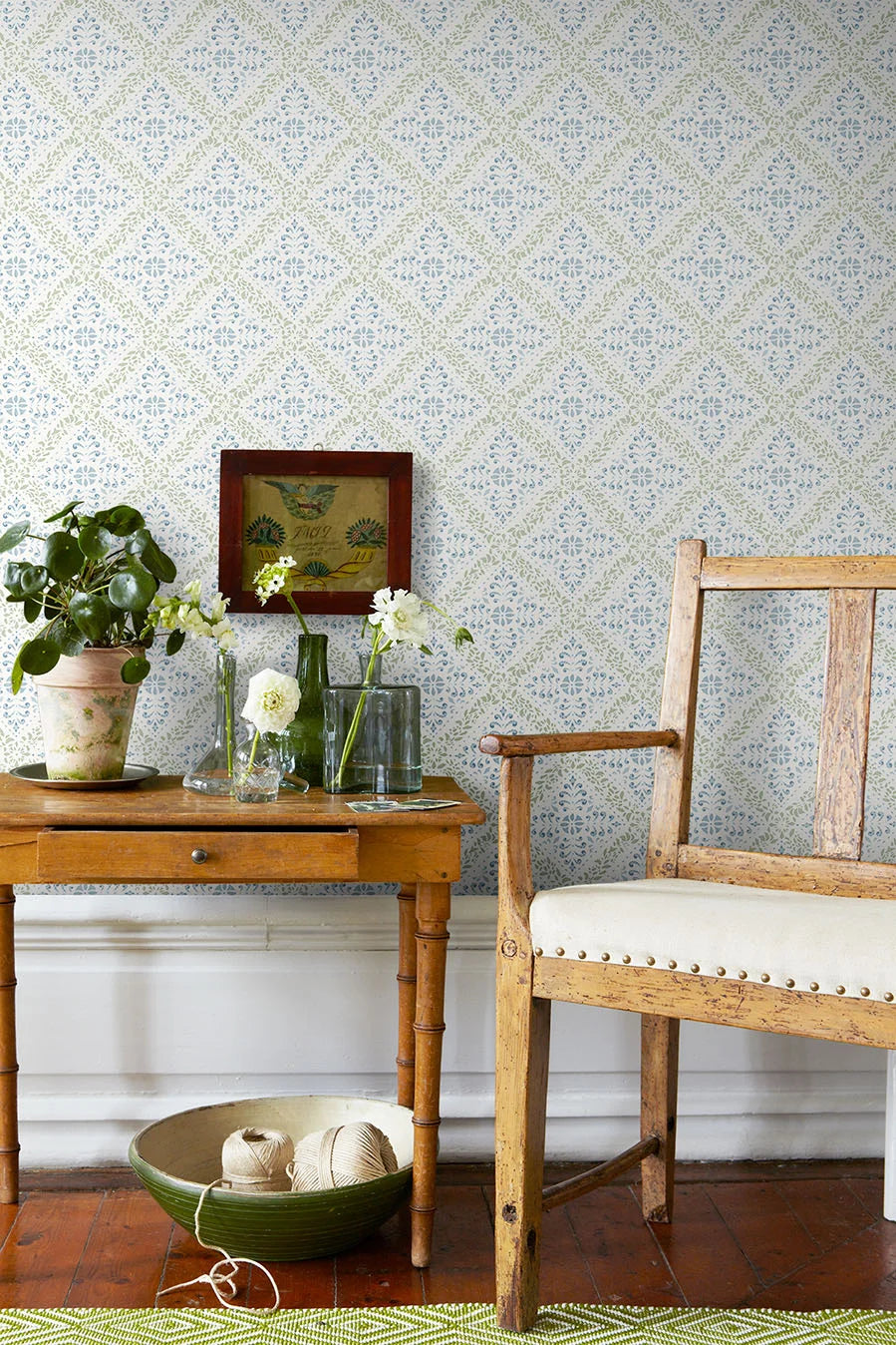 Papírová flizelinová tapeta s abstraktním vzorem NYBORG modrá se zelenou