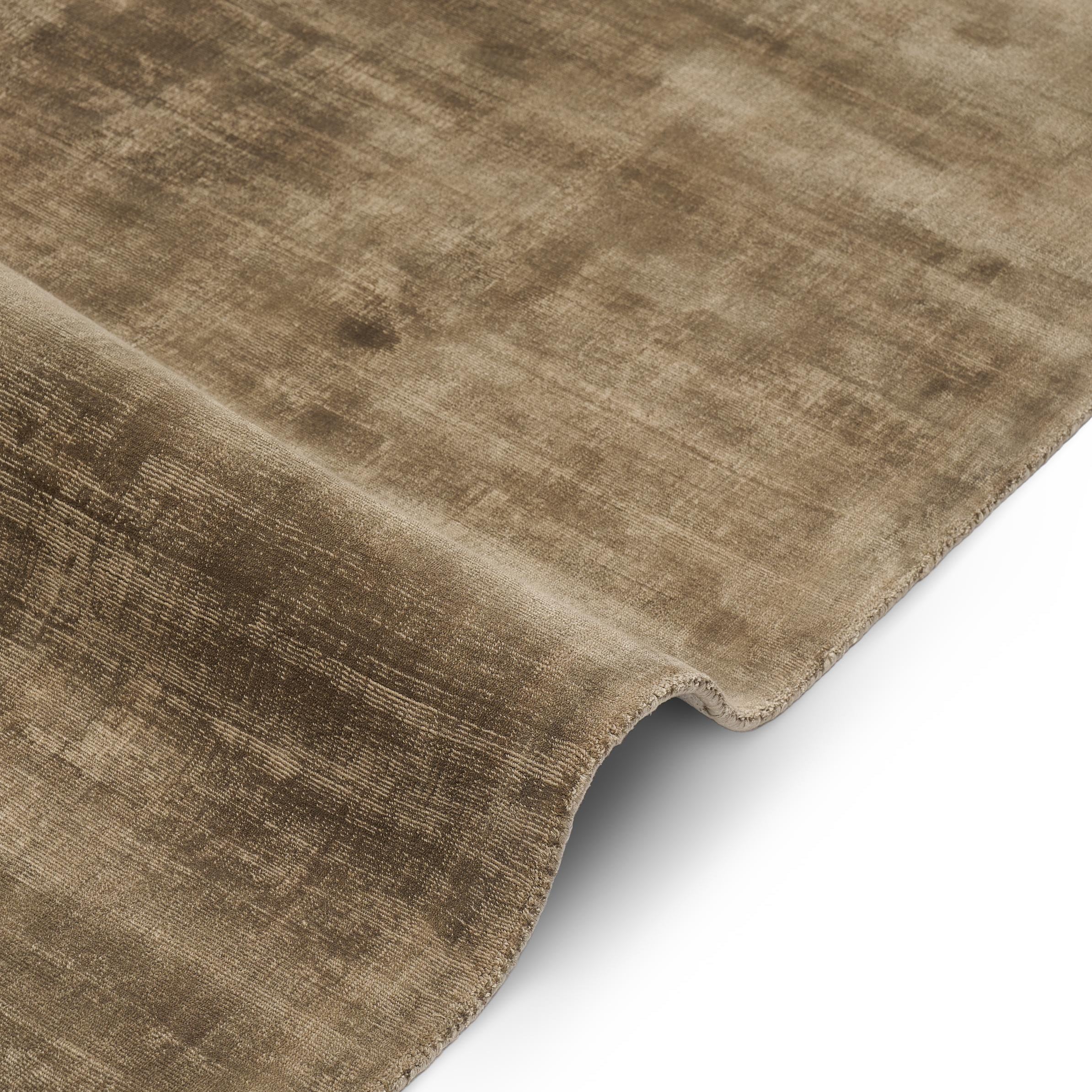 DESERT khaki rug