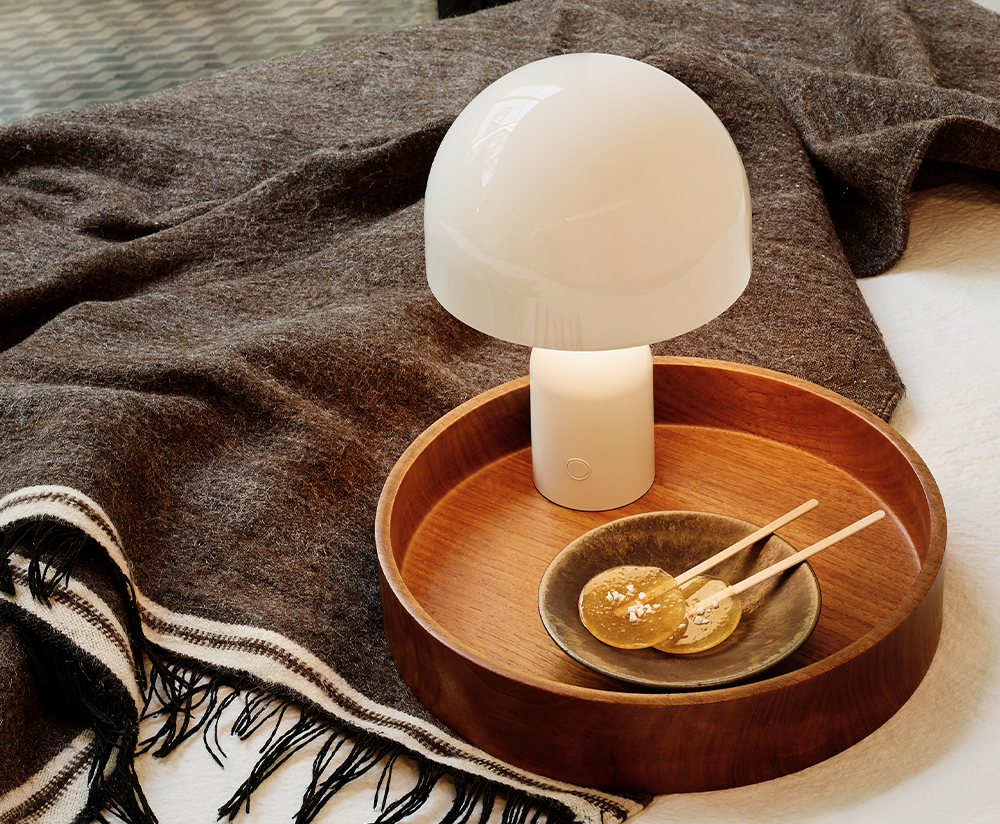 Přenosná lampa BELL bílá