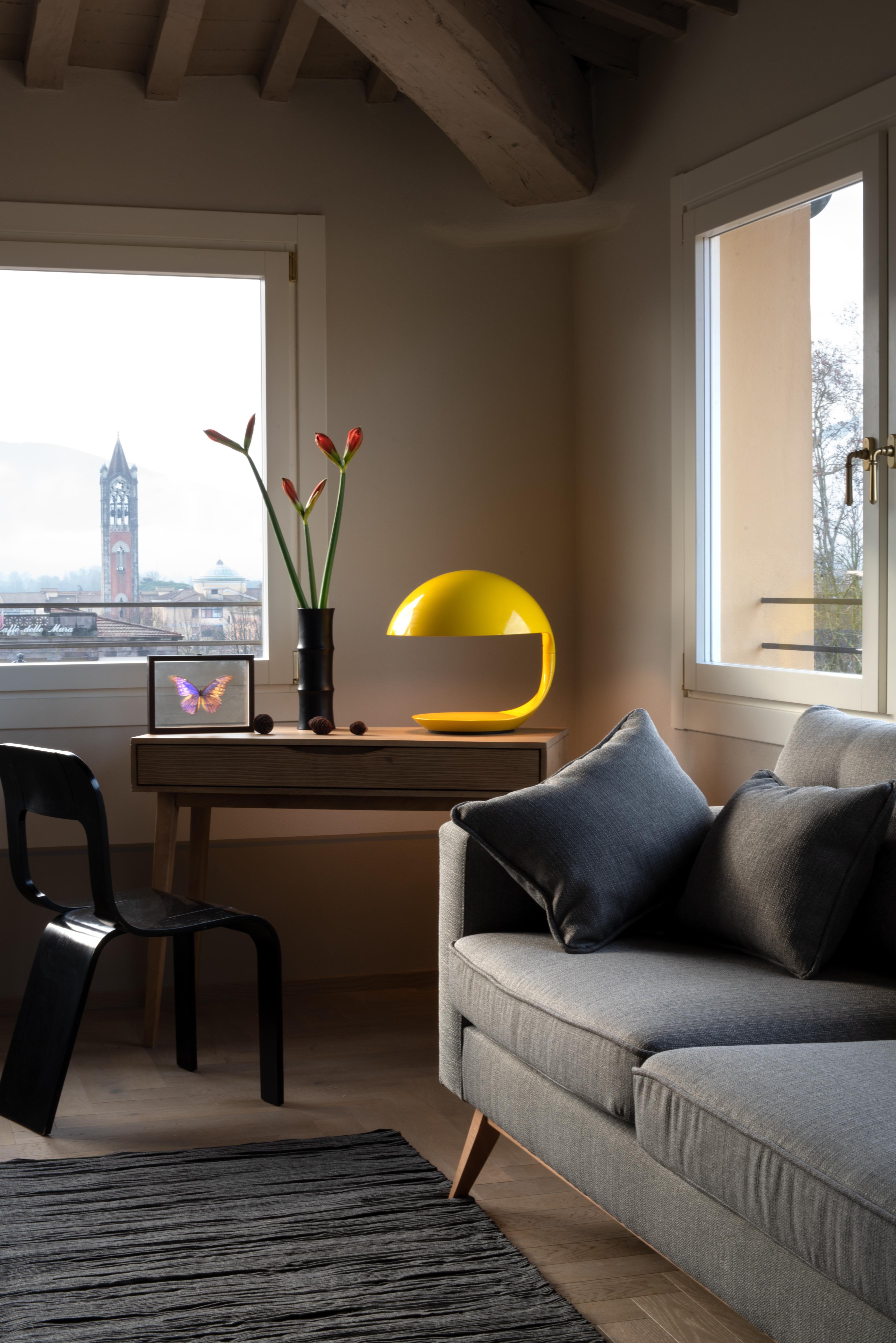 Lampa stołowa COBRA 100 połyskujący żółty