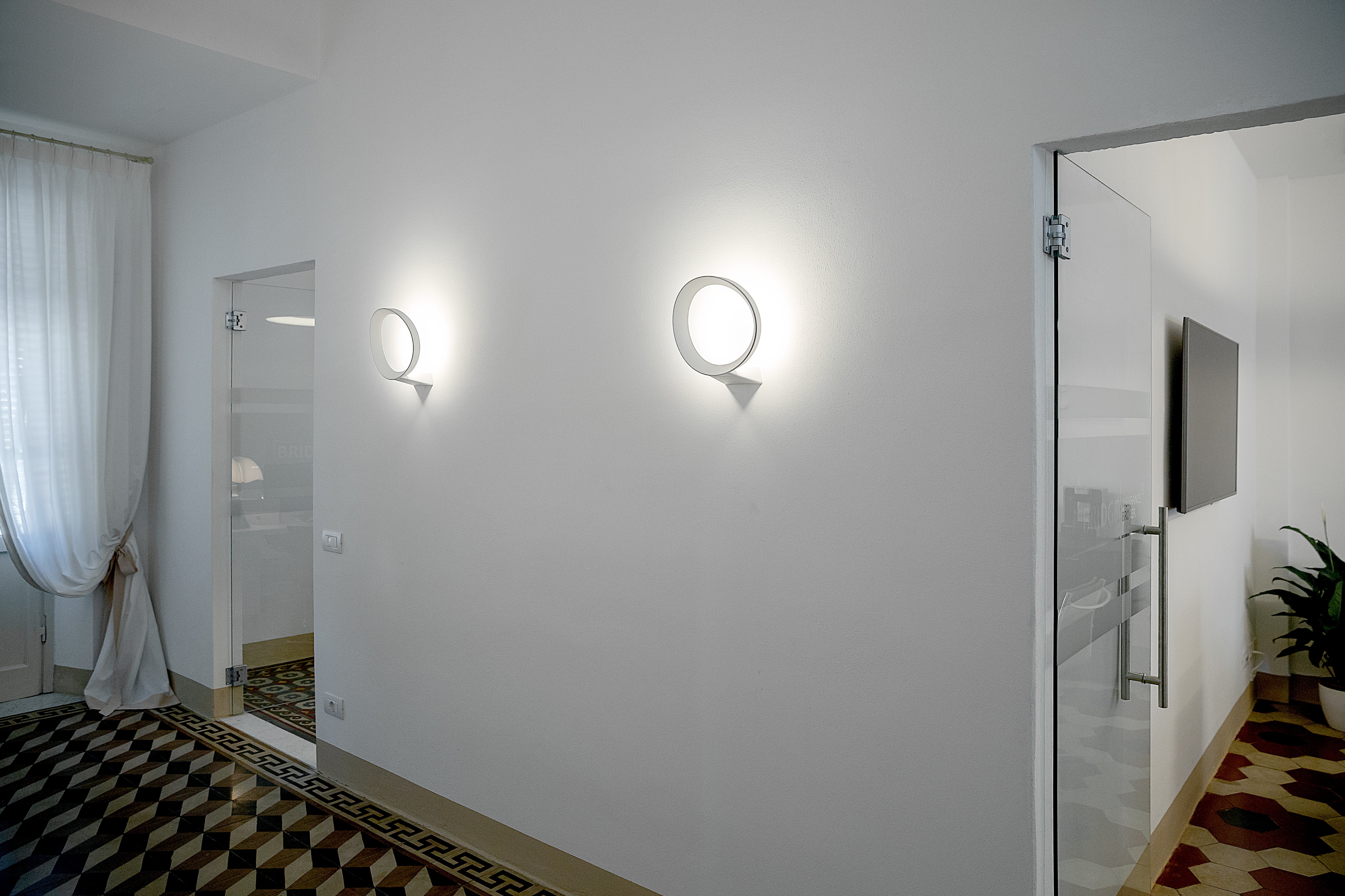 Lampa ścienna LED+O biały