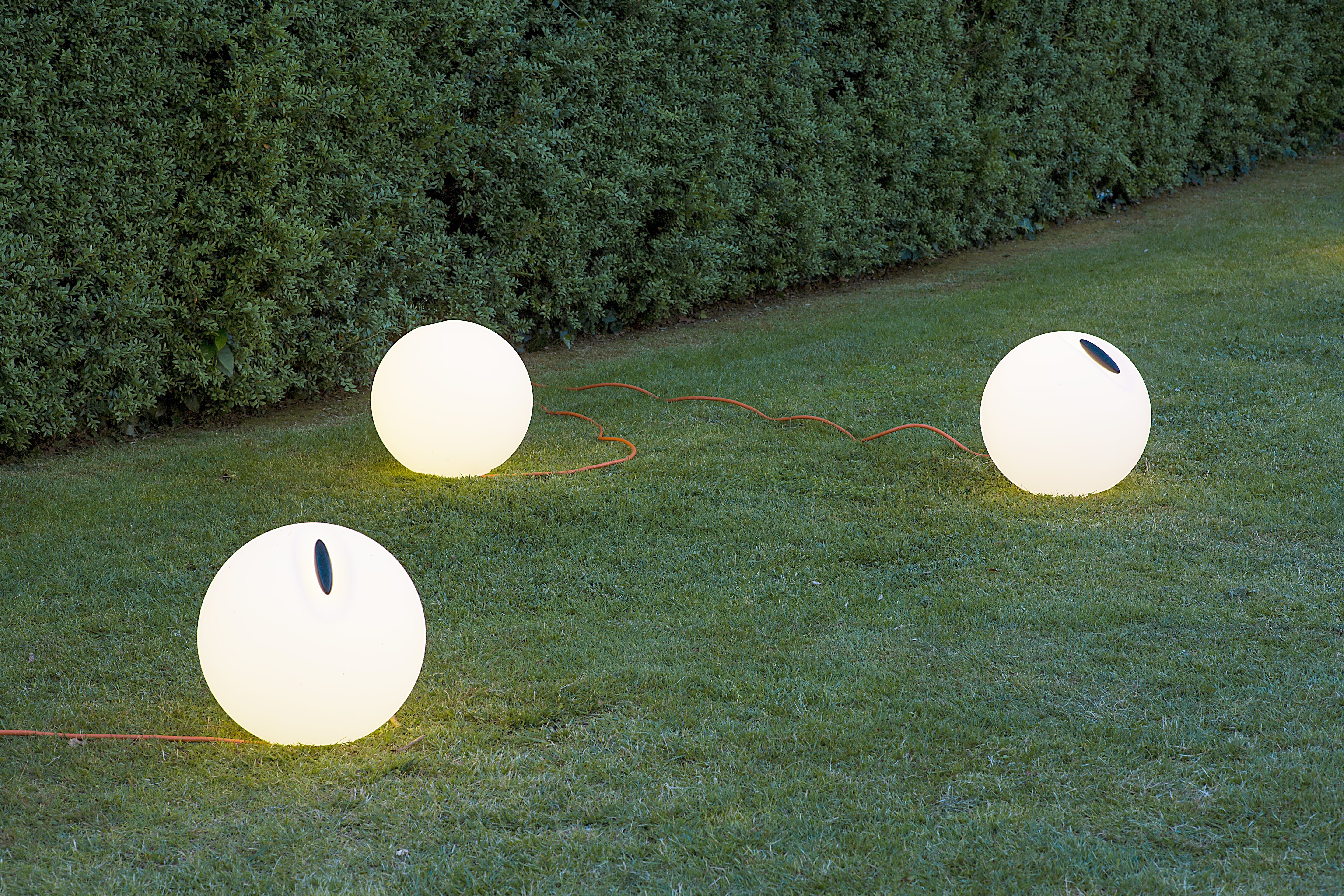 Zahradní podlahová lampa BOWL bílá