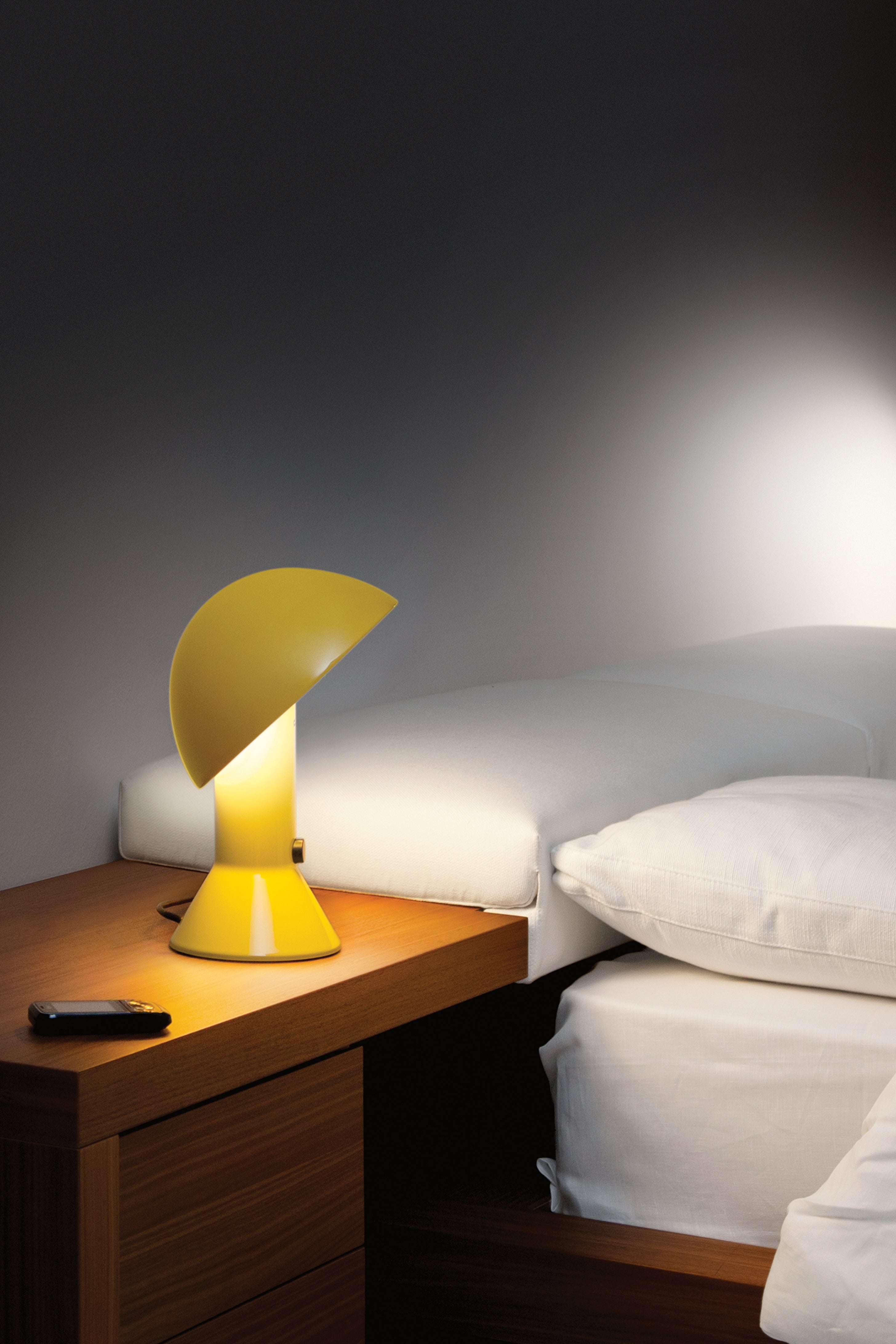 ELMETTO Pearl Gold Table Lamp