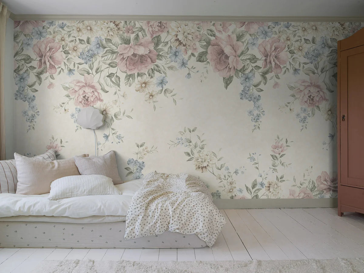 Nástěnná malba s rostlinným motivem květin FLOWER GARDEN krémová s růžovou