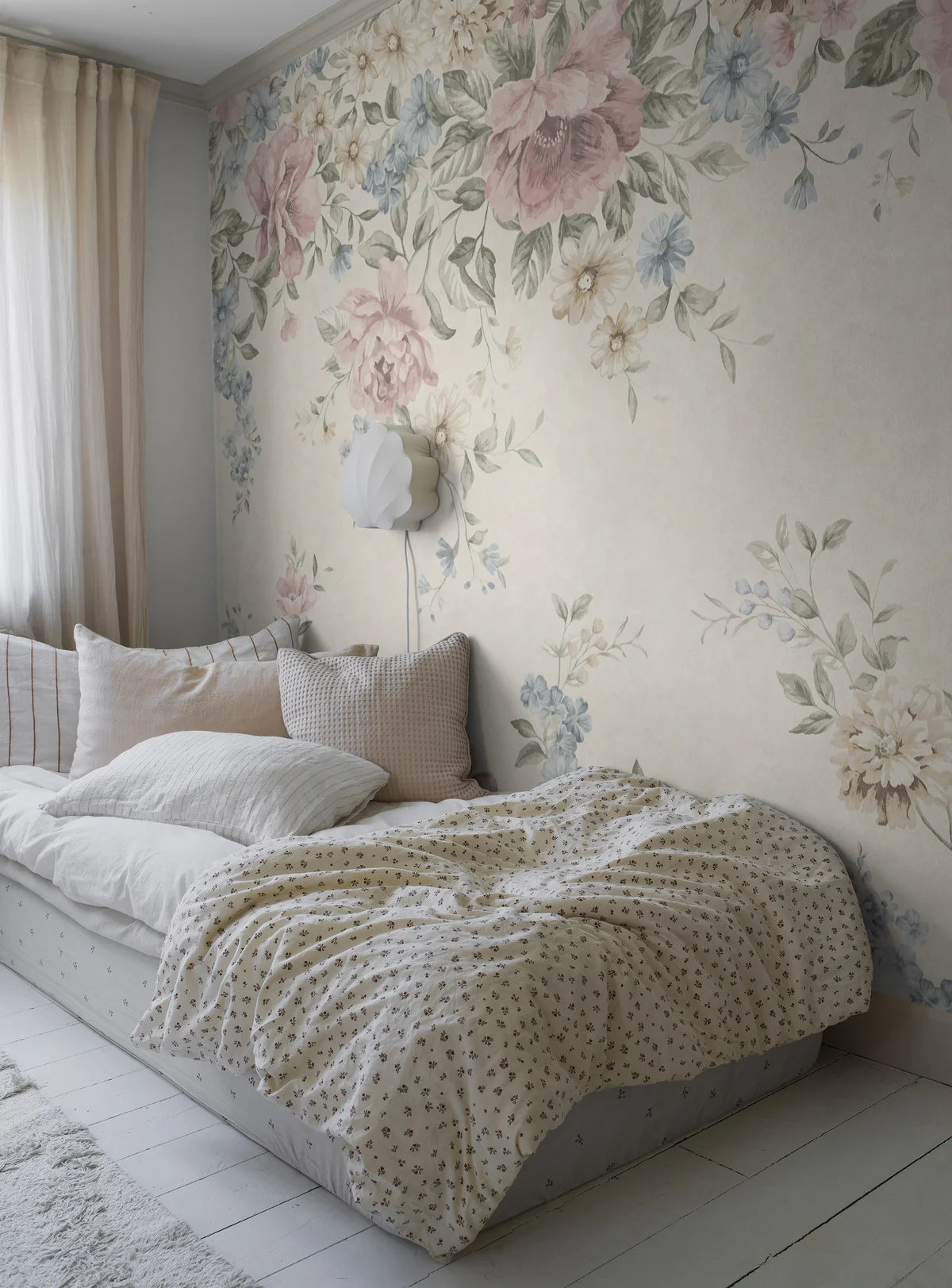 Nástěnná malba s rostlinným motivem květin FLOWER GARDEN krémová s růžovou