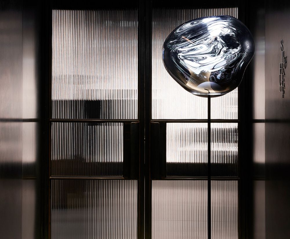 Stojací lampa MELT SLIM stříbrná