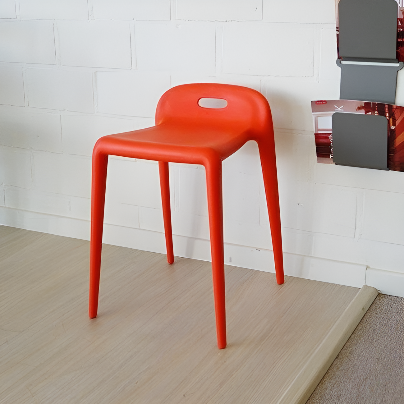 YUYU stool beige