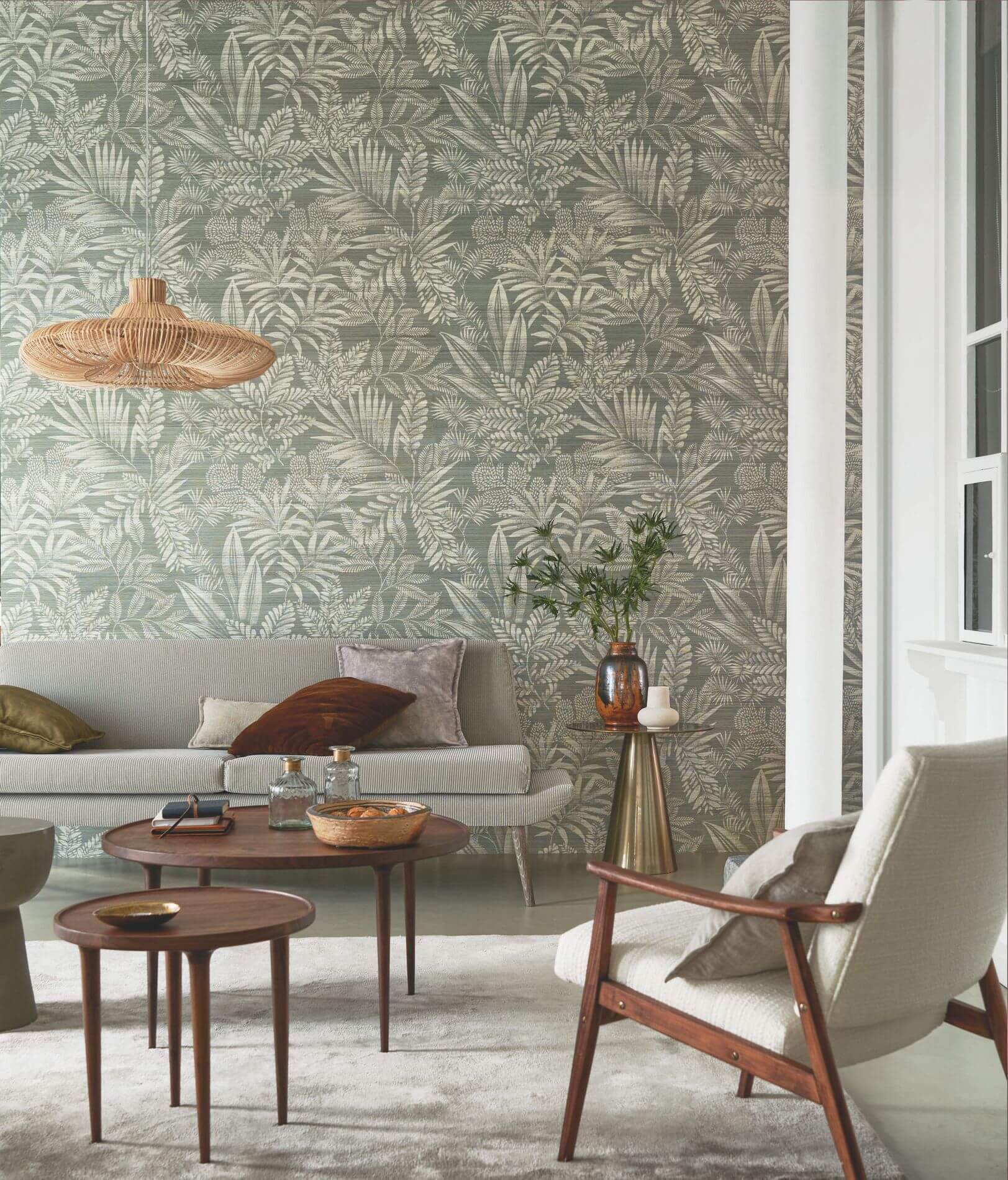 Tapeta strukturovaná z sisalu s rostlinným motivem listů MANDRARE - TERRACOTA terakota s bílou