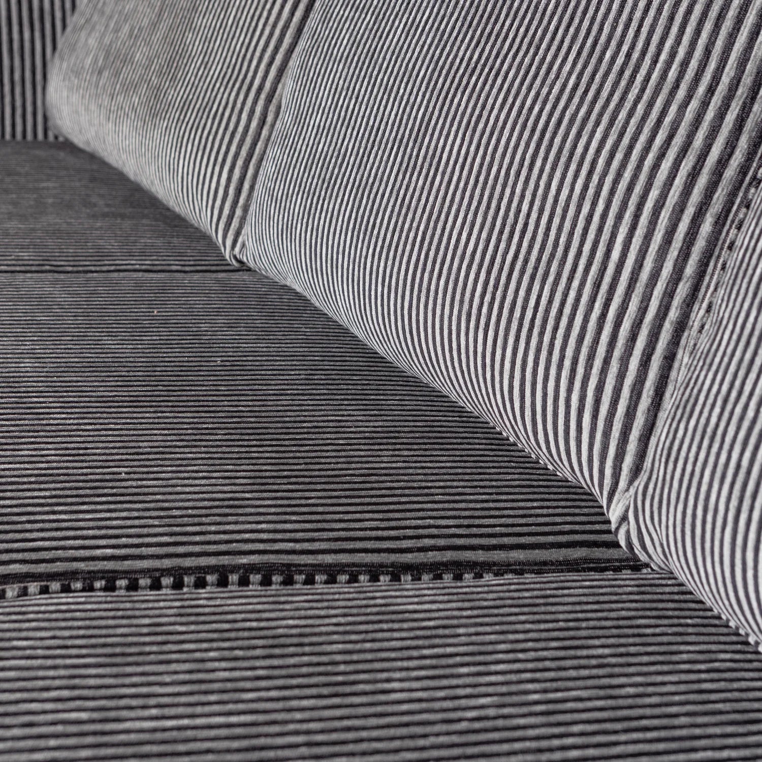 Sofa 3-person Rodeo black and white striped