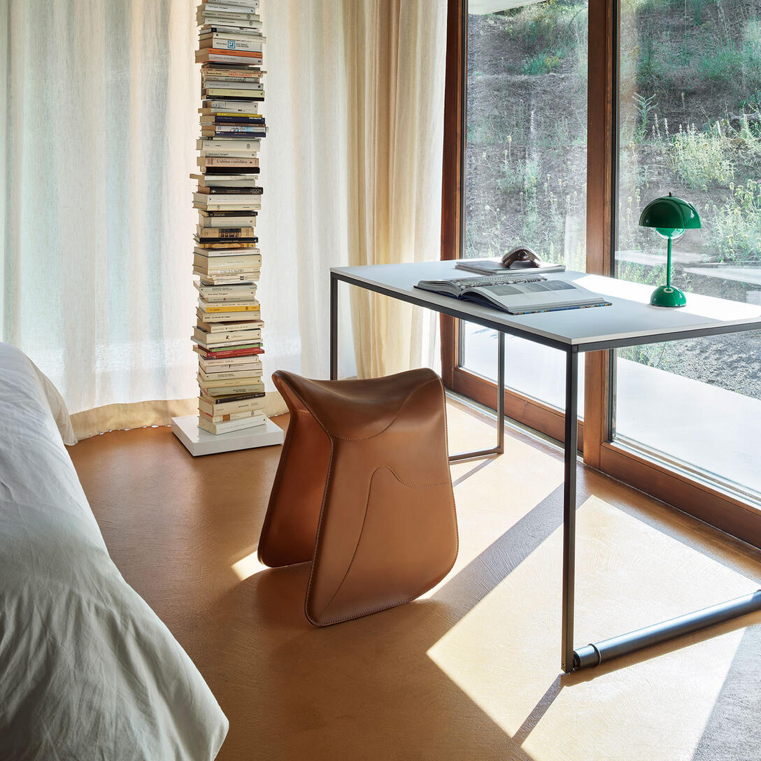 PEPE seat black leather