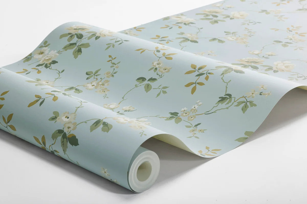 Non-woven paper wallpaper with a plant pattern VÄRMDÖ blue with white