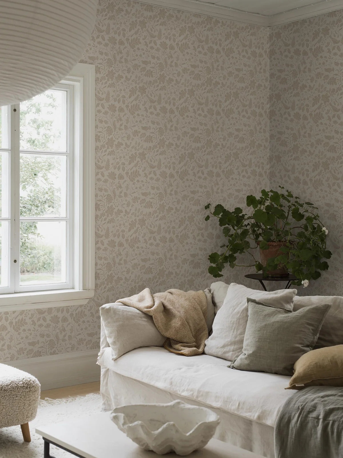 ISIDOR Beige Wallpaper with Plant and Animal Motif