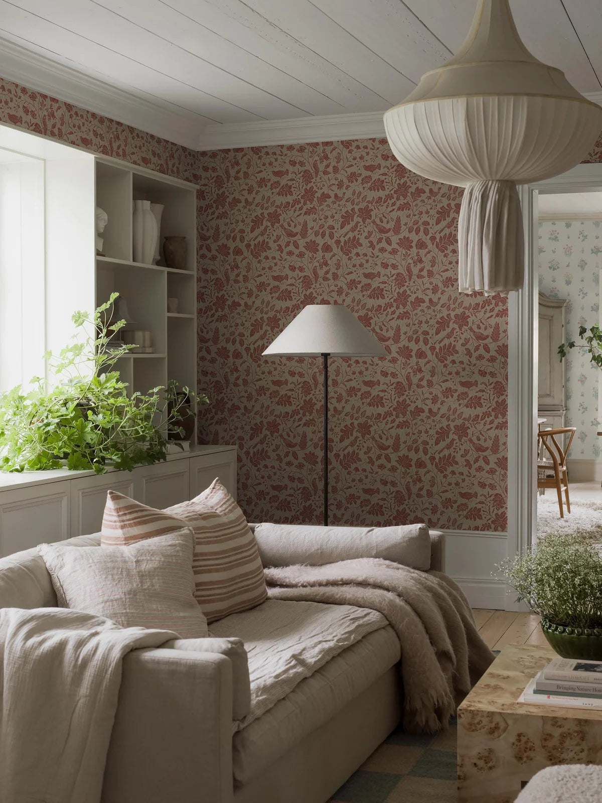 ISIDOR Brown Wallpaper with Plant and Animal Motif