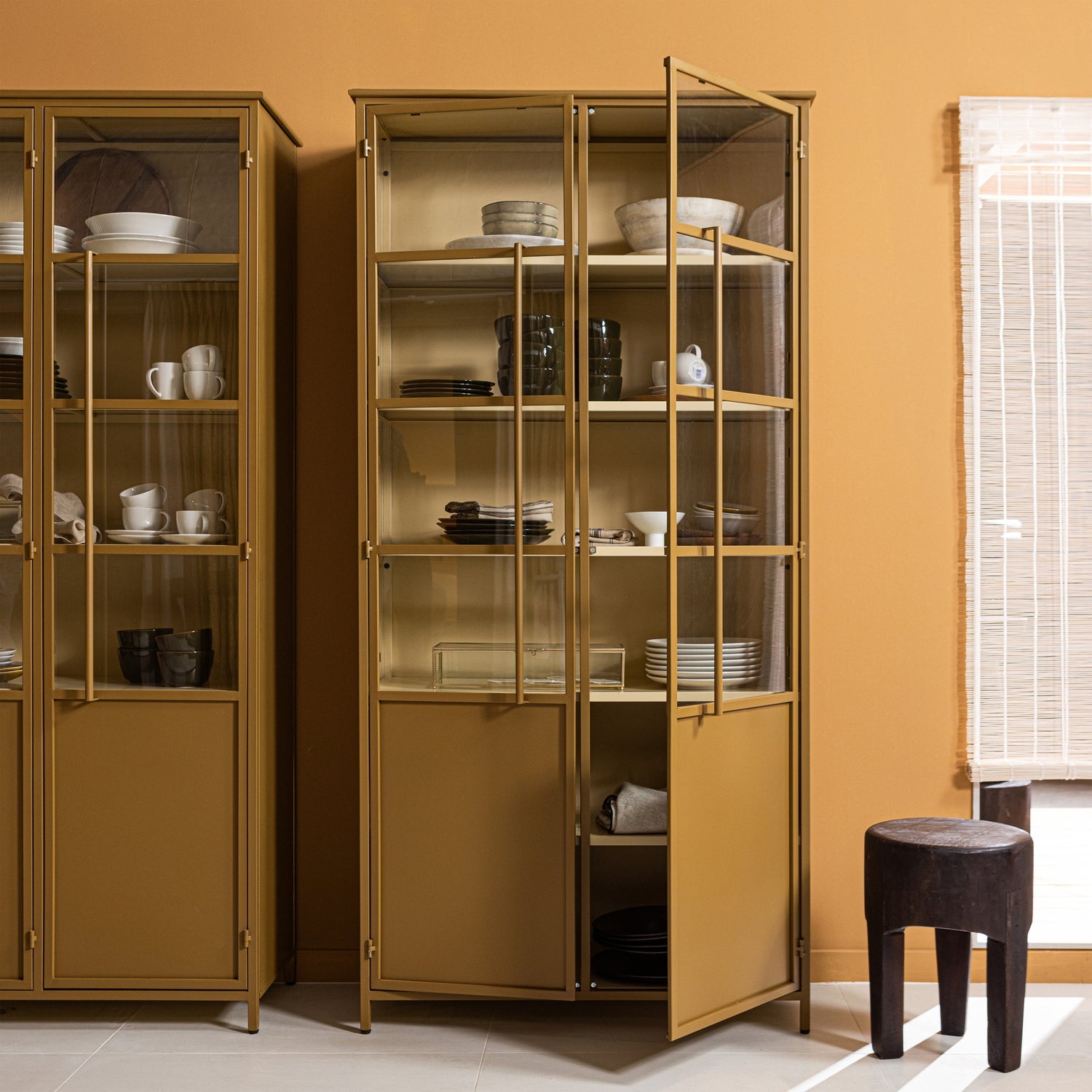 2-door display cabinet EXHIBIT honey