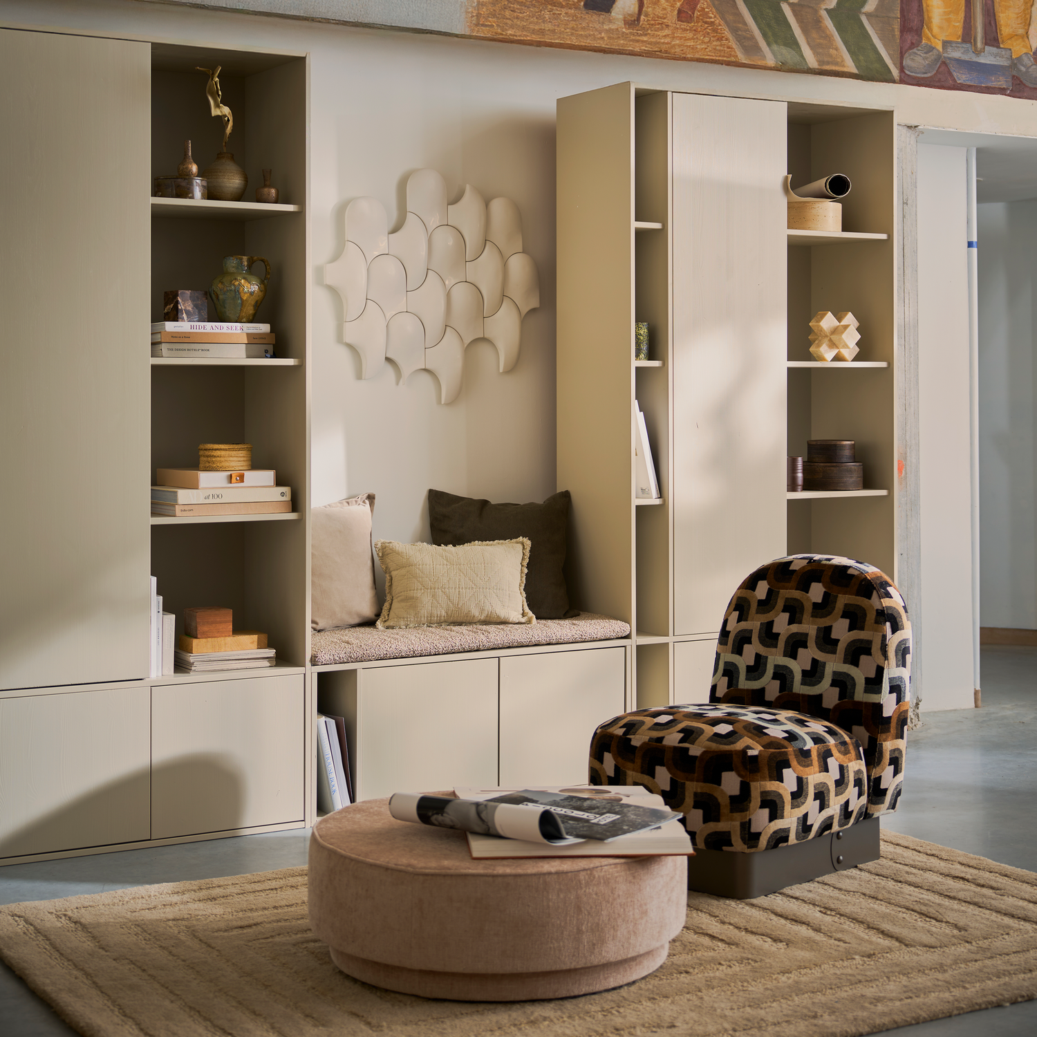 SETTLE Upholstered Bench in Grey Beige