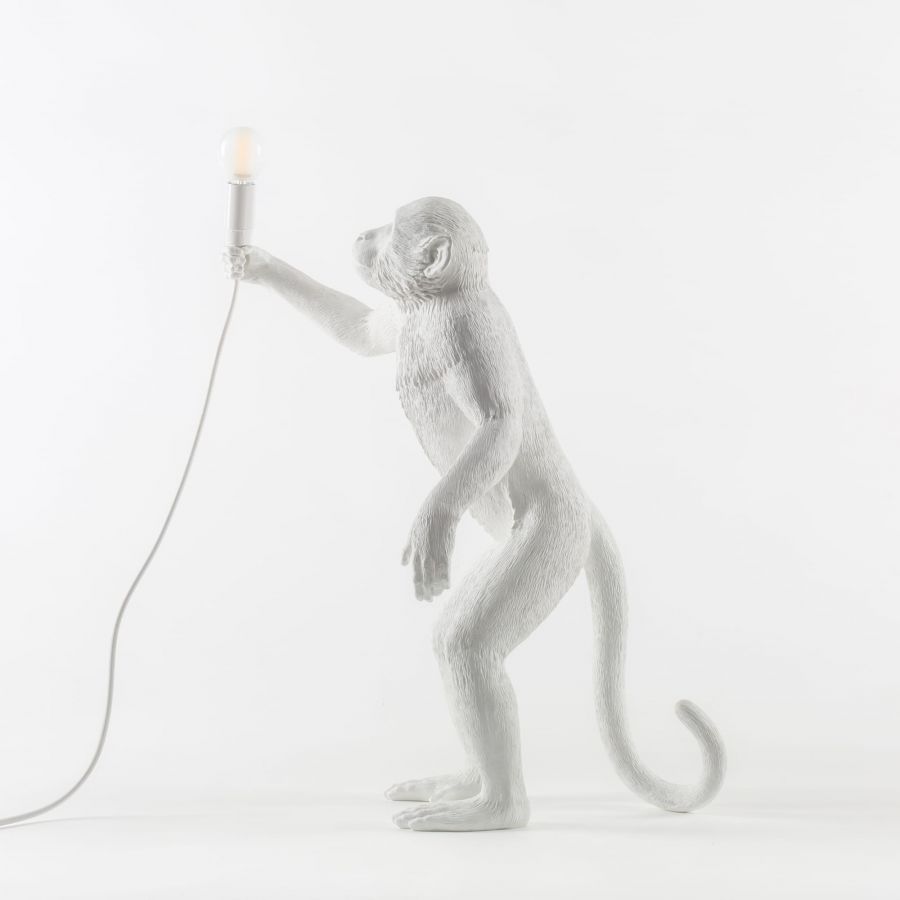 Stolní lampa MONKEY STANDING bílá