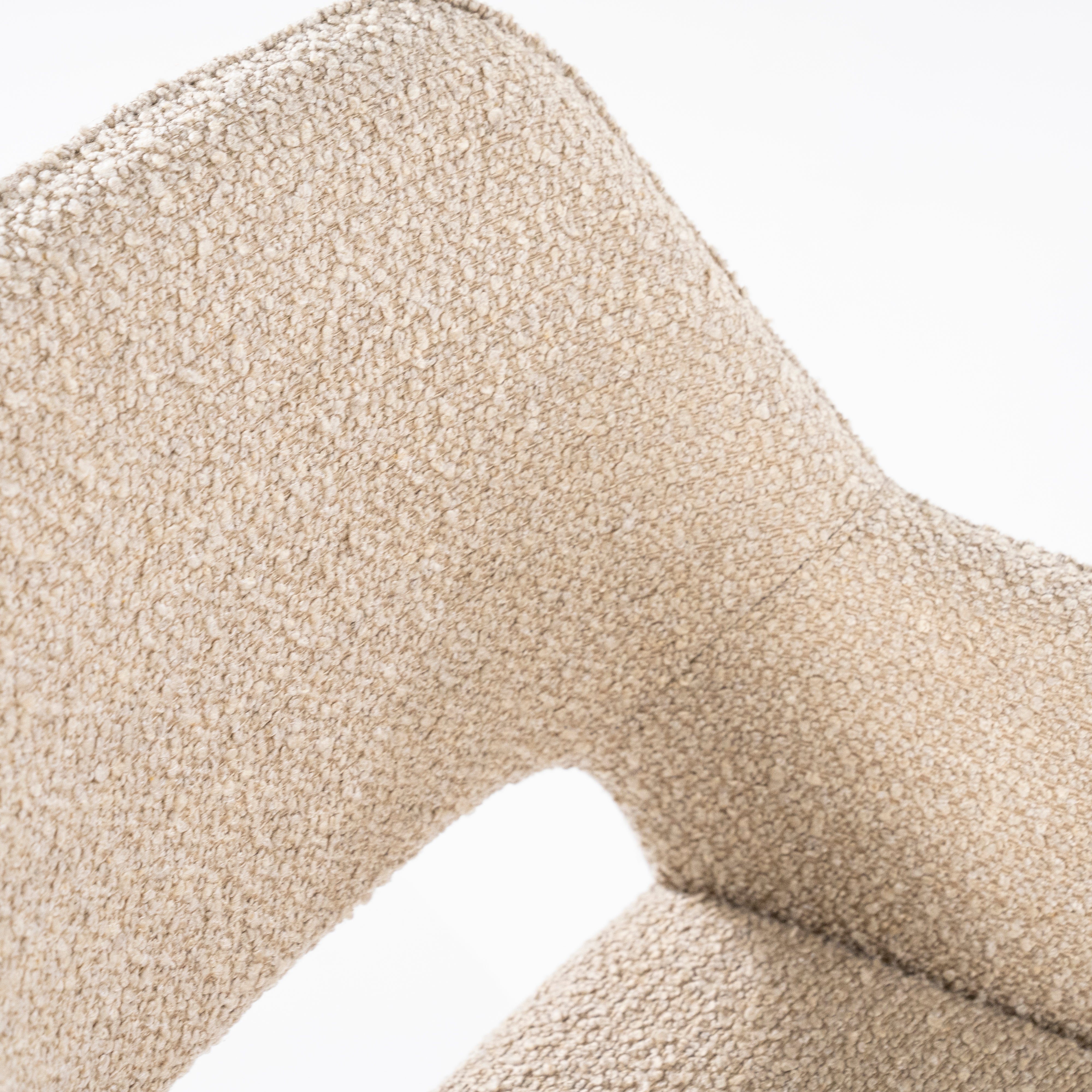 Židle FABIO písková s černým podstavcem