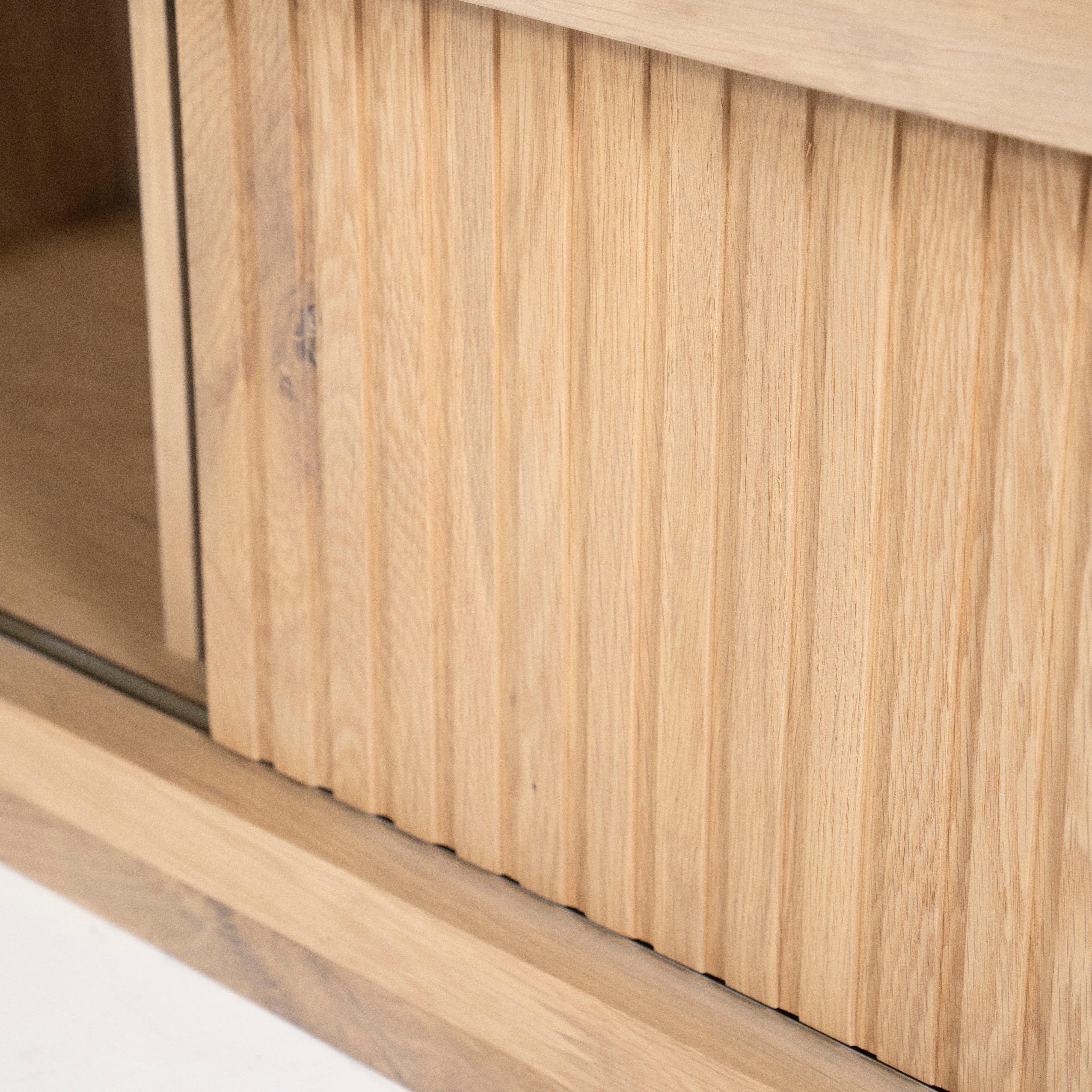 MILO Chest of Drawers Oak Wood
