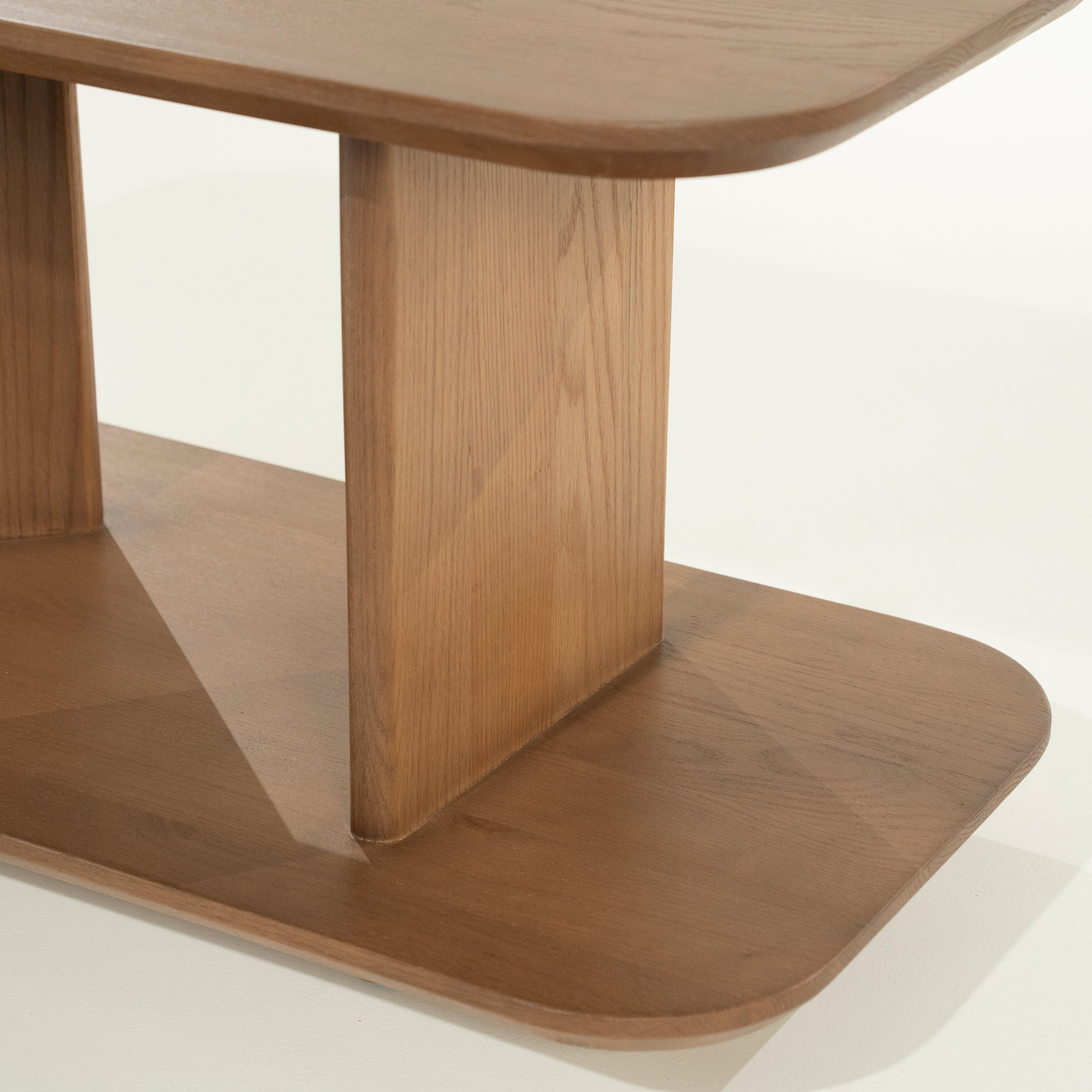 Boční stolek TY tmavé dubové dřevo