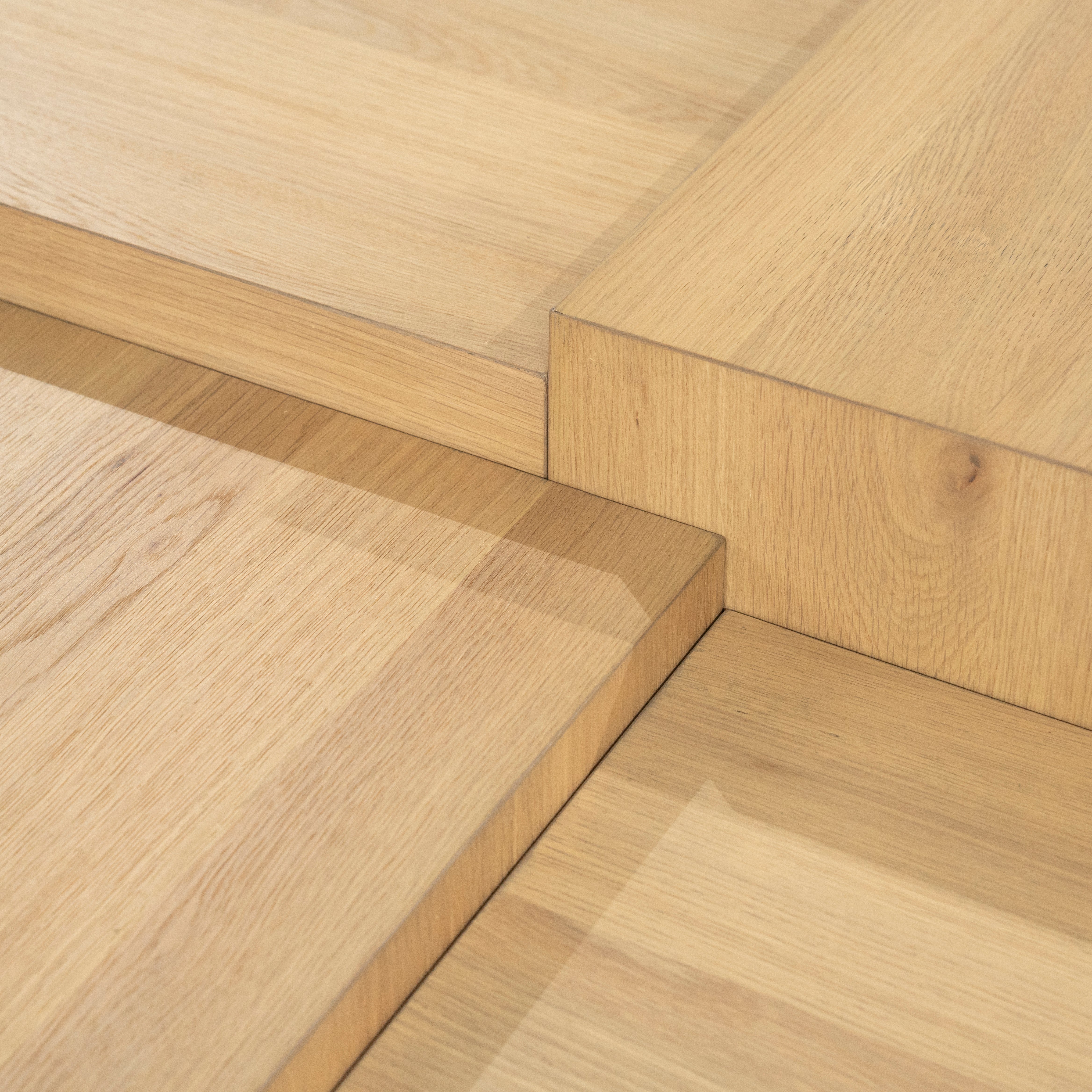 QUINTEN Oak Veneer Coffee Table