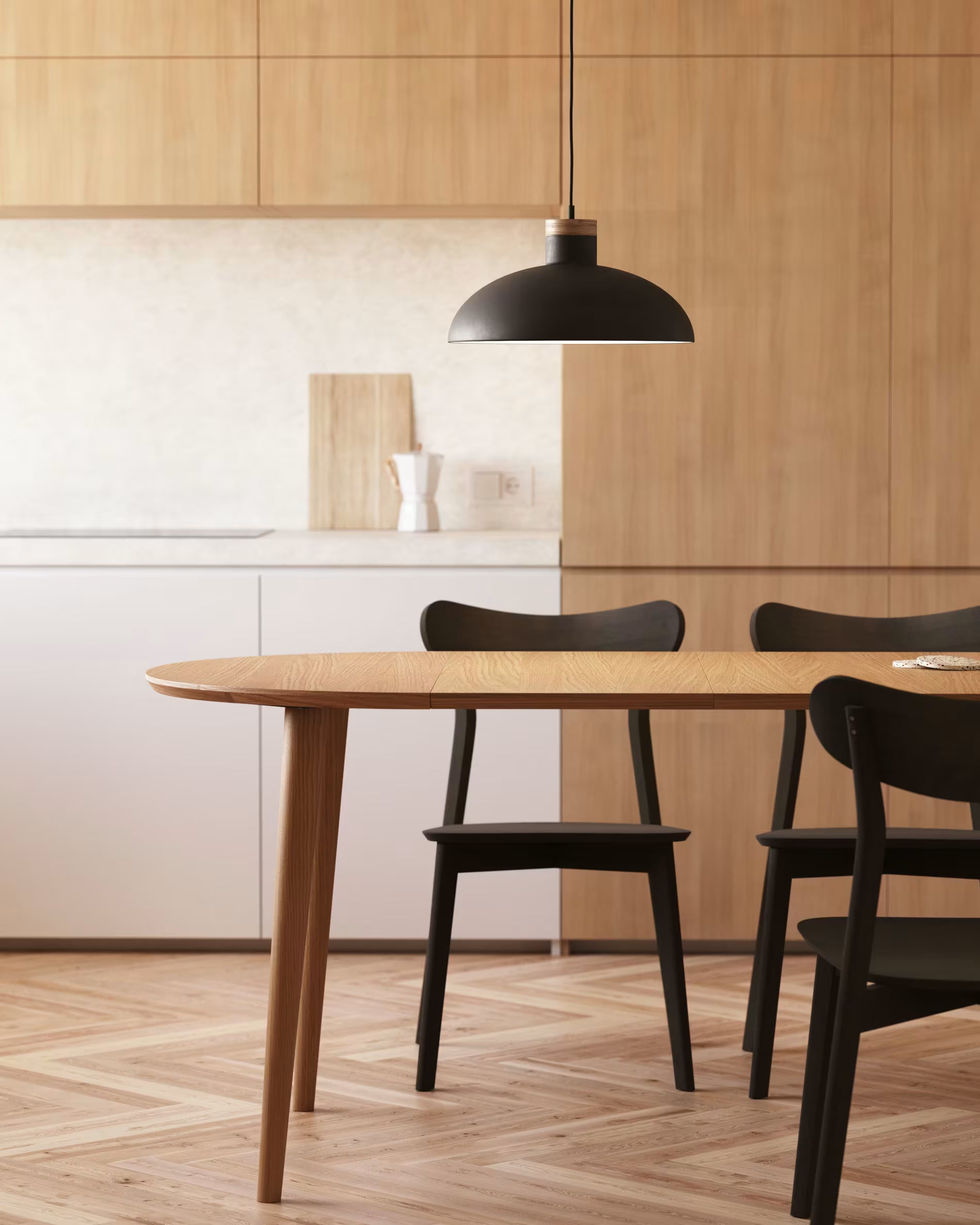 OVAL EXTENDABLE TABLE OQUI OAK VENEER