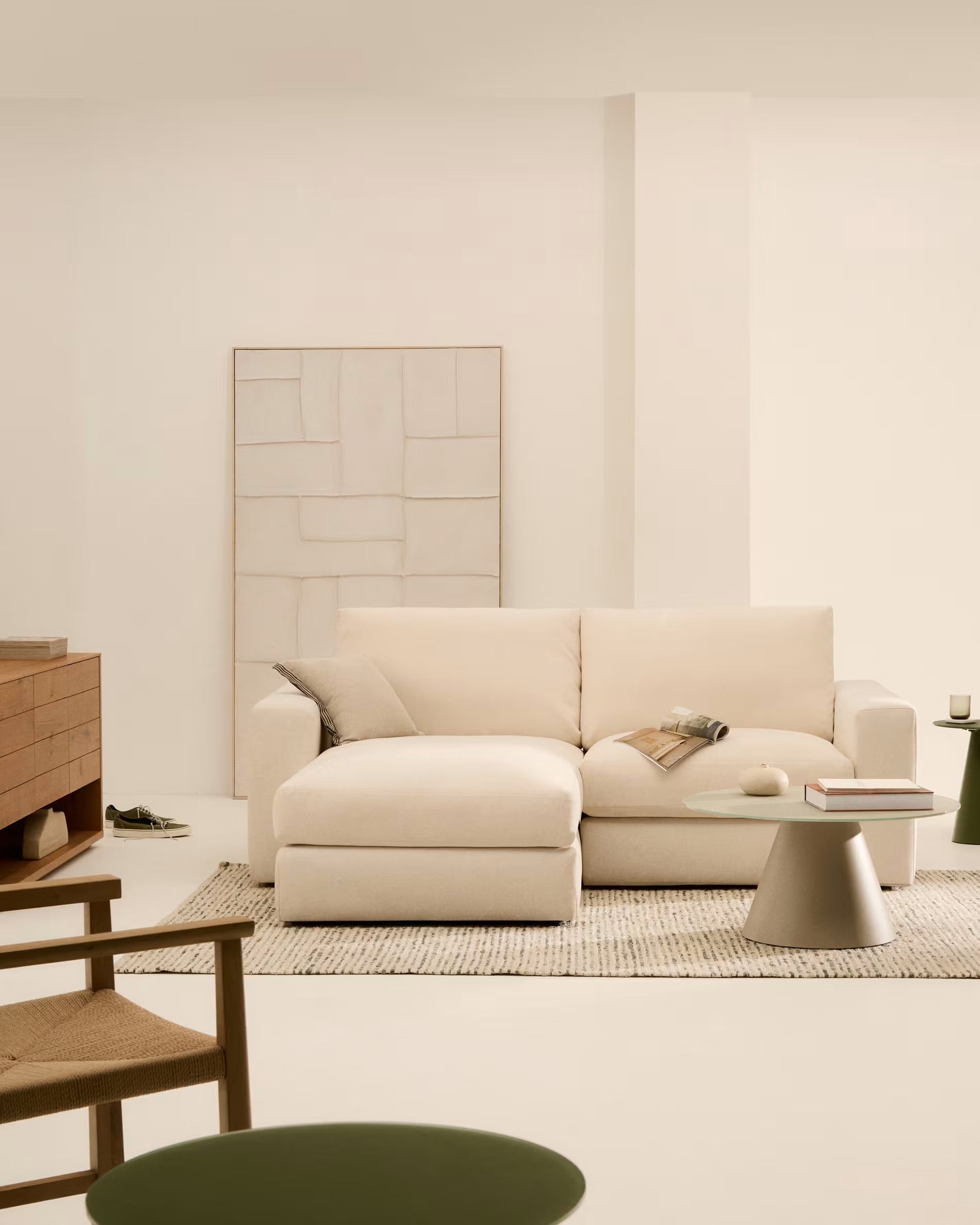 Trojmístná levostranná pohovka ALEA ecru szenil