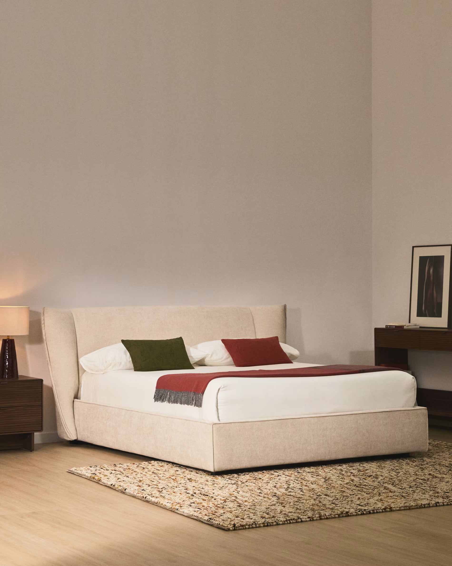 Postel s úložným prostorem ARVIAN béžový šenil