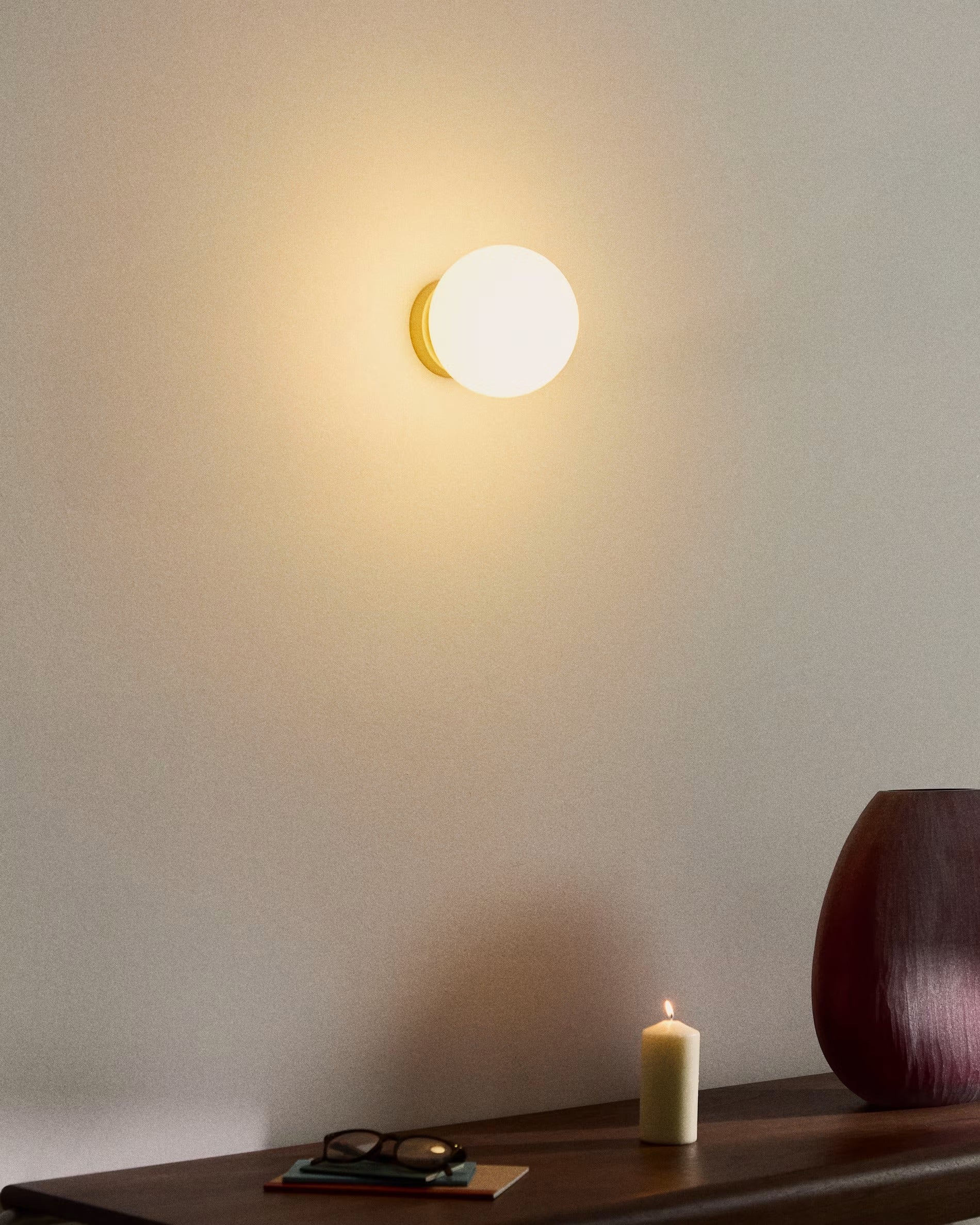 Nástěnná lampa BRISIA kartáčovaný mosaz