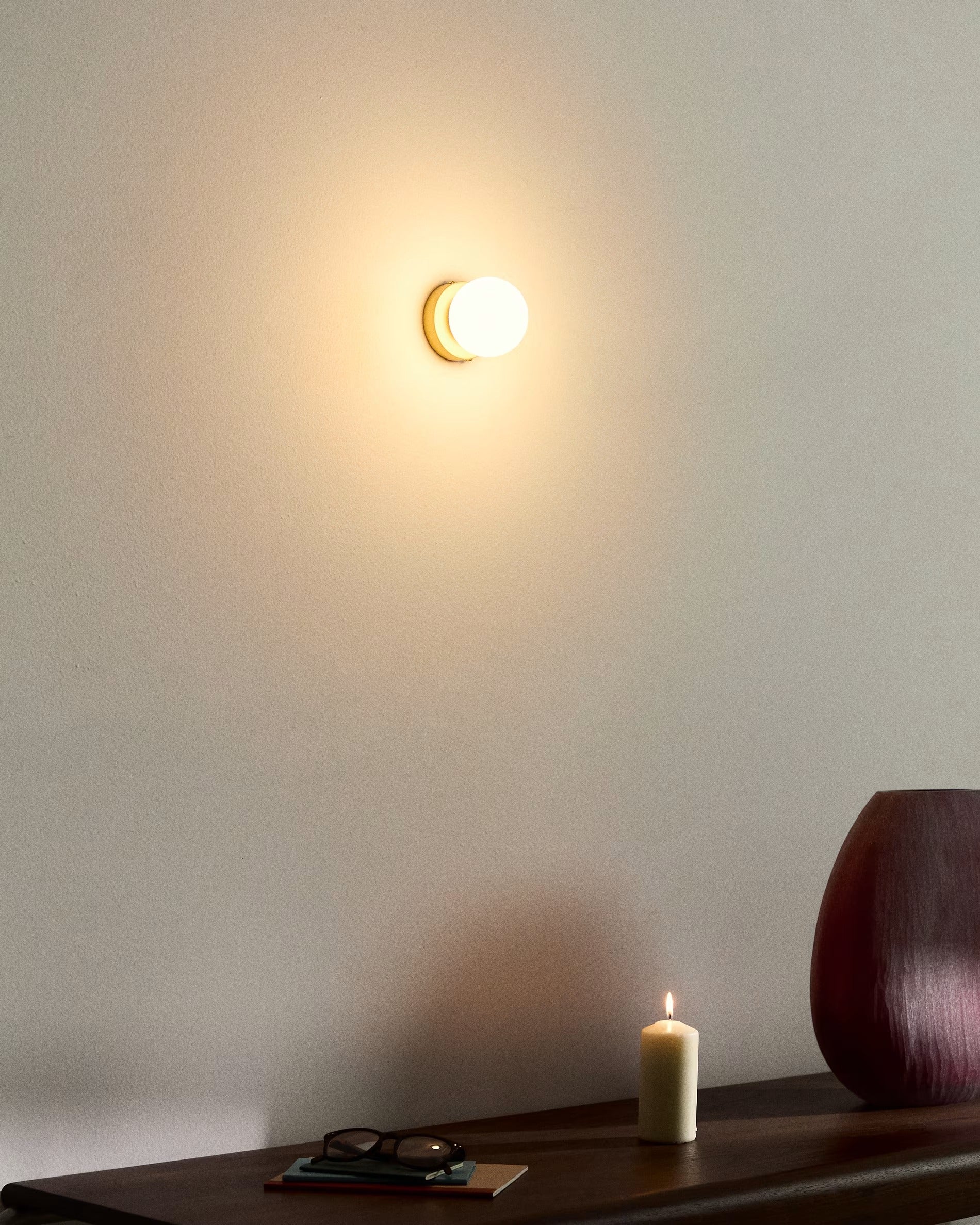 Nástěnná lampa BRISIA kartáčovaný mosaz