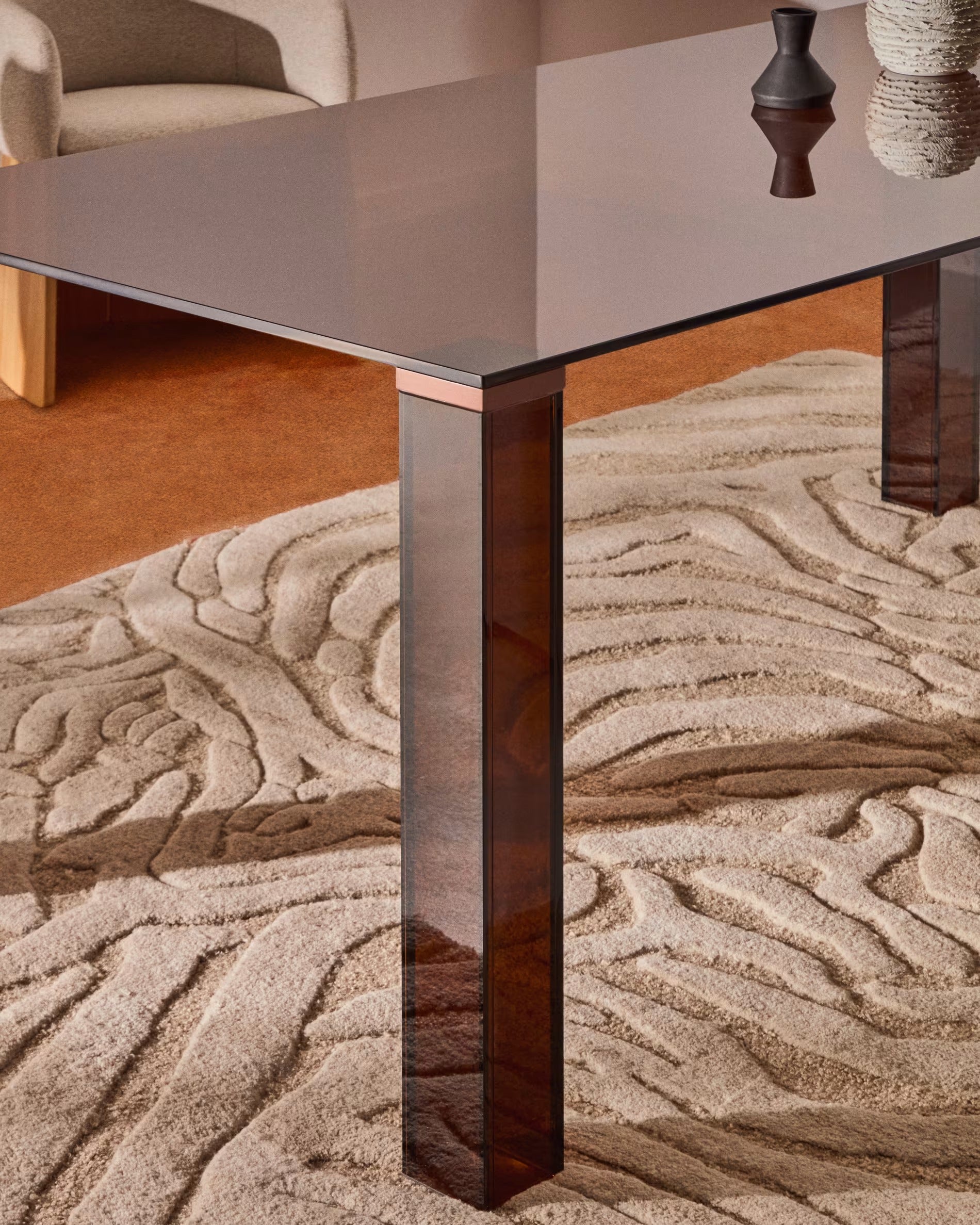 Stůl ADULARIA hnědé tvrzené sklo